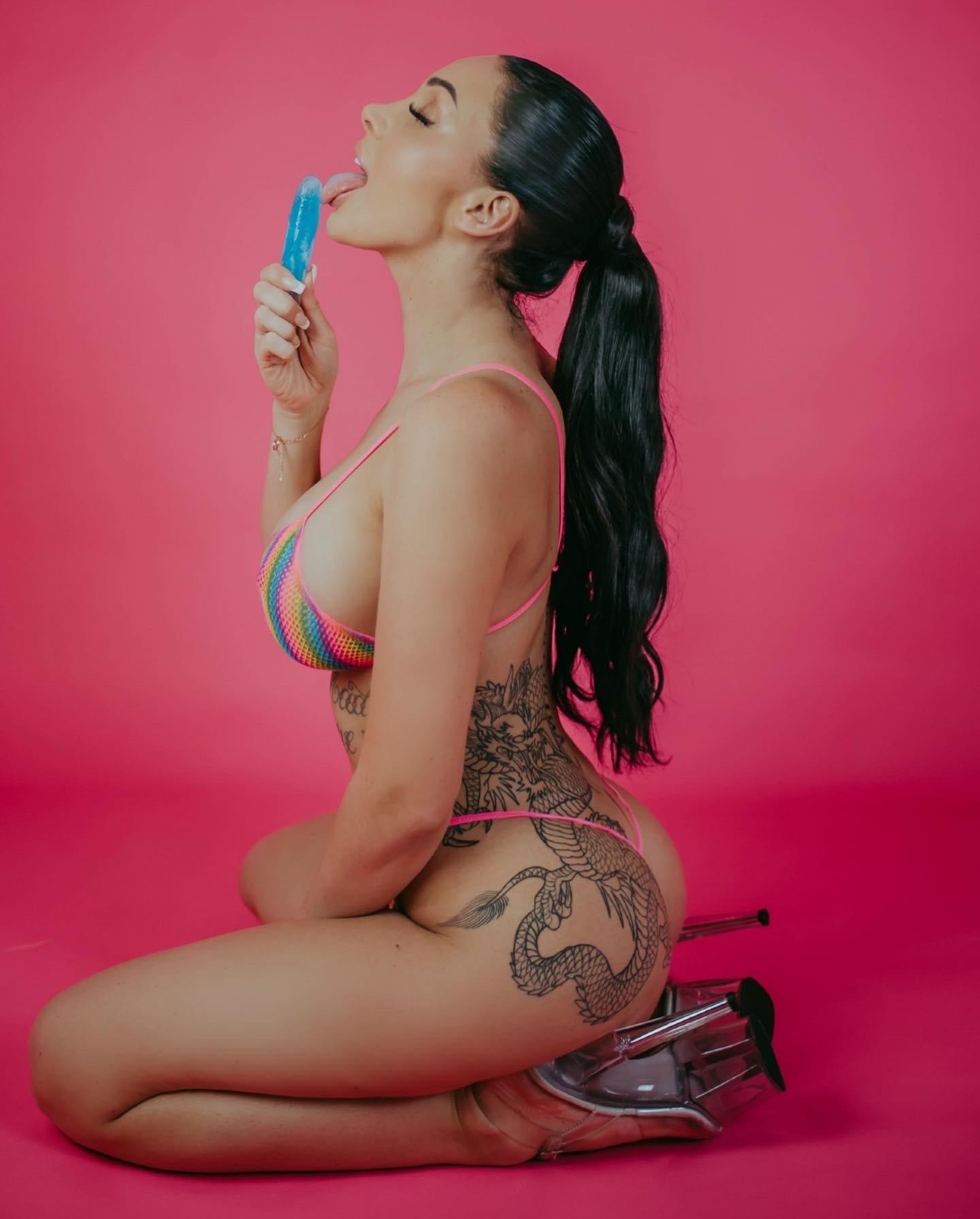 KIKI DANIELS FREE profile image