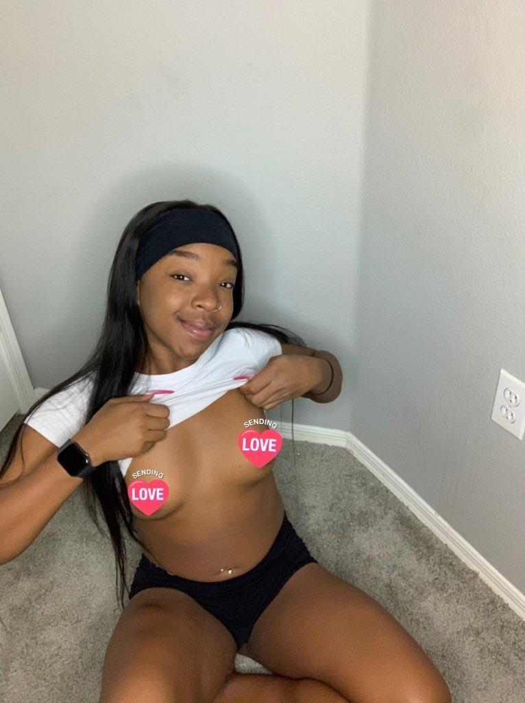 It's my world😈 profile image