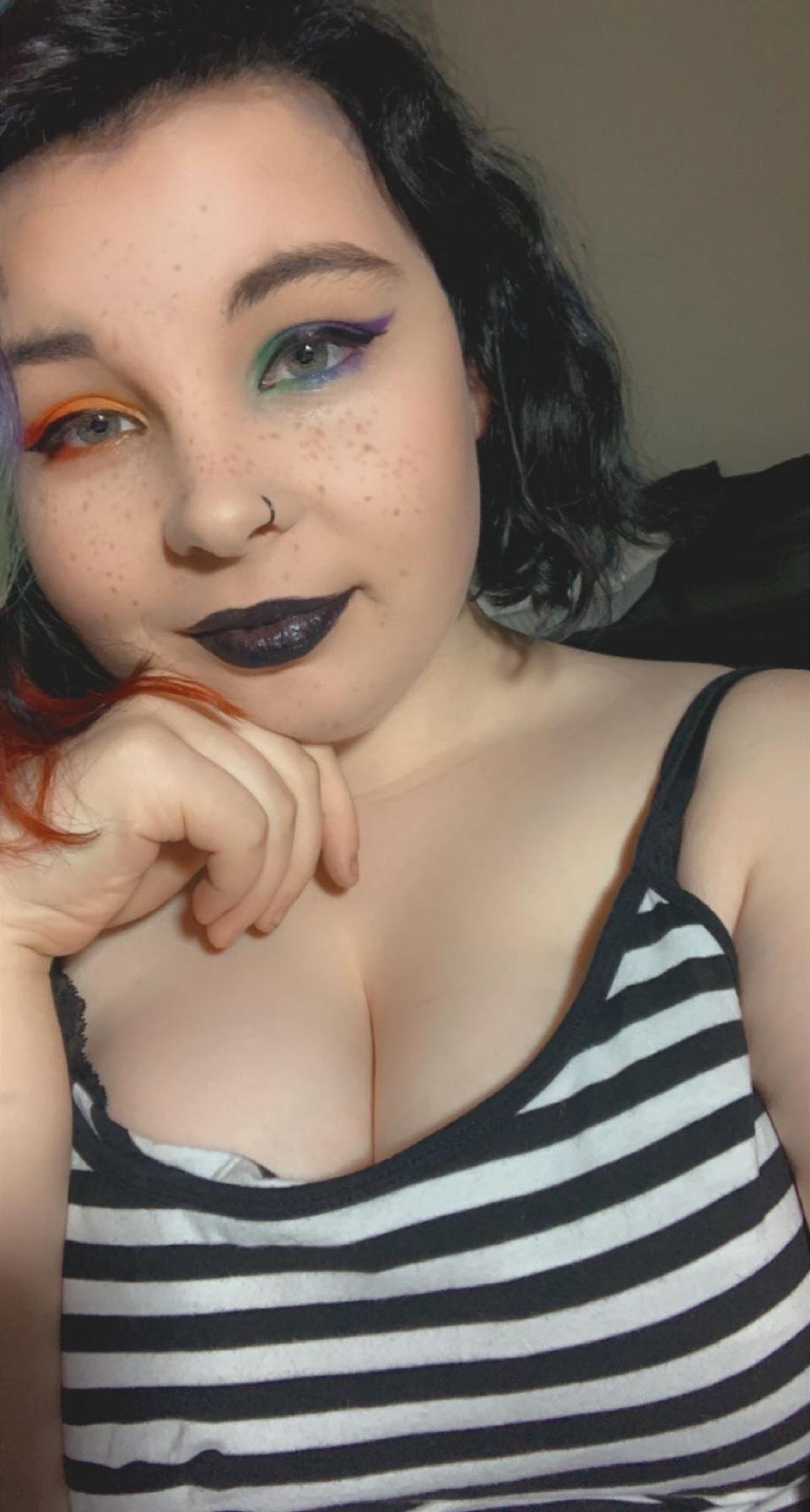 Zoe 🥰 profile image