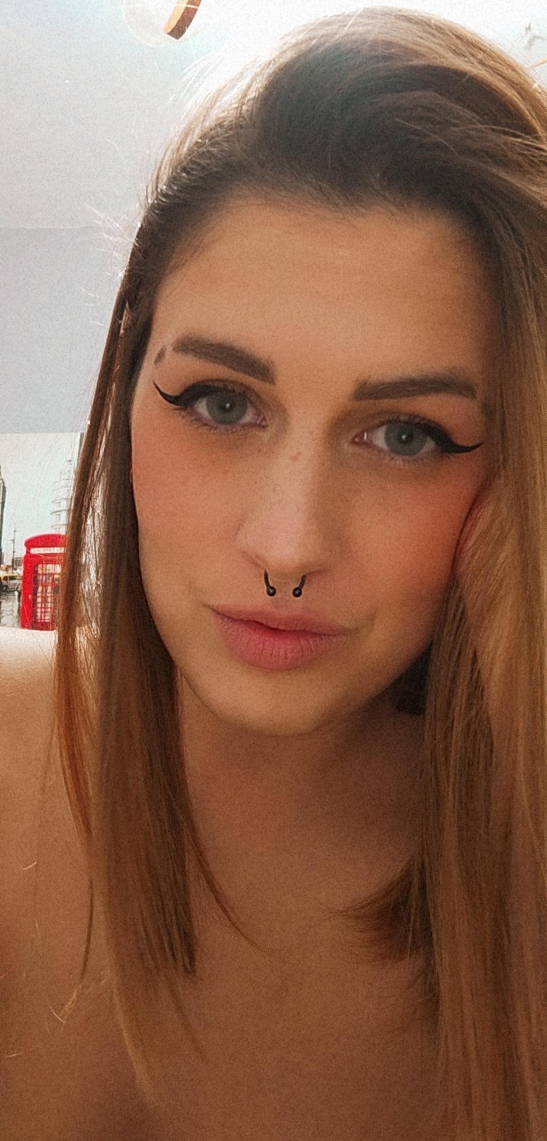 Ana RL profile image