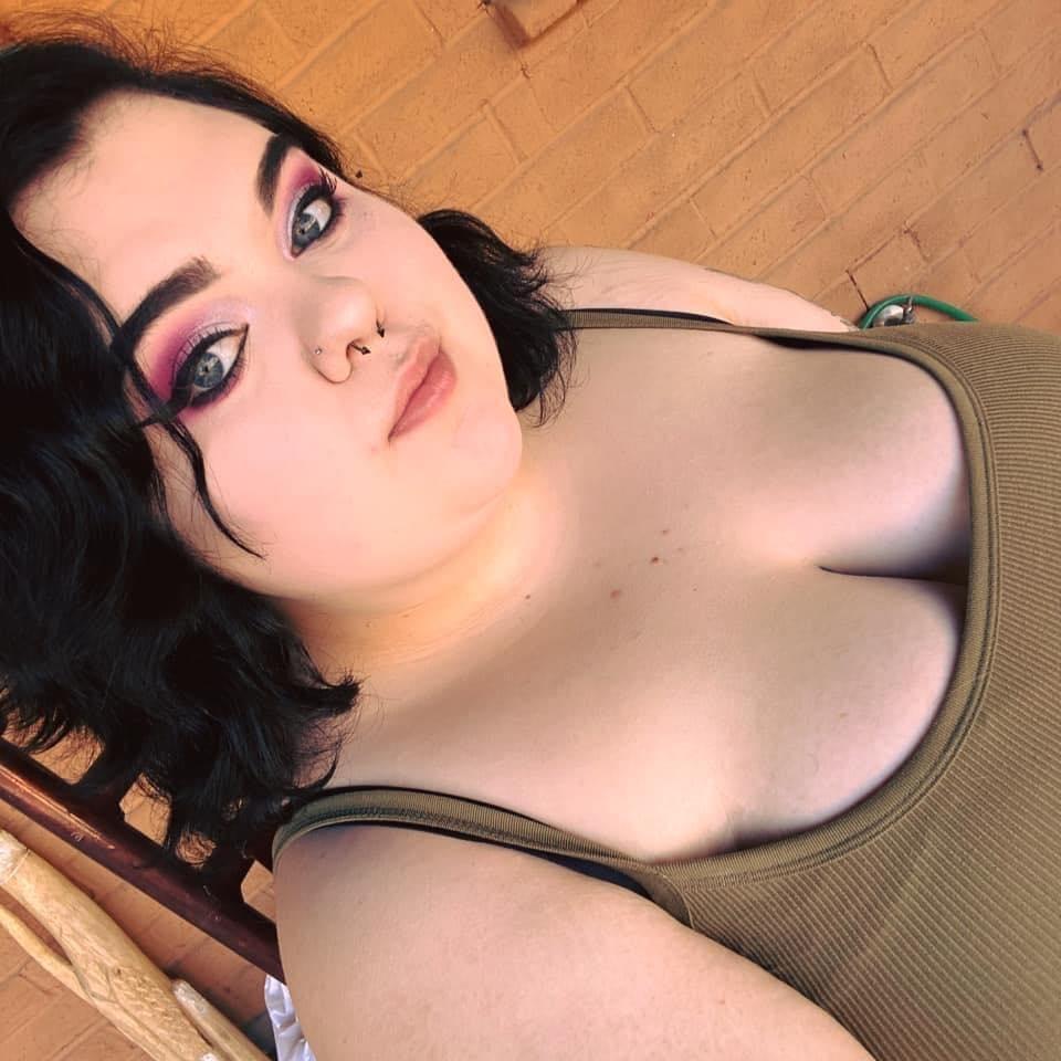 baby 🖤 profile image