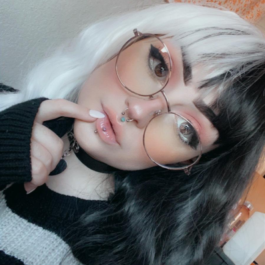 Peaches profile image