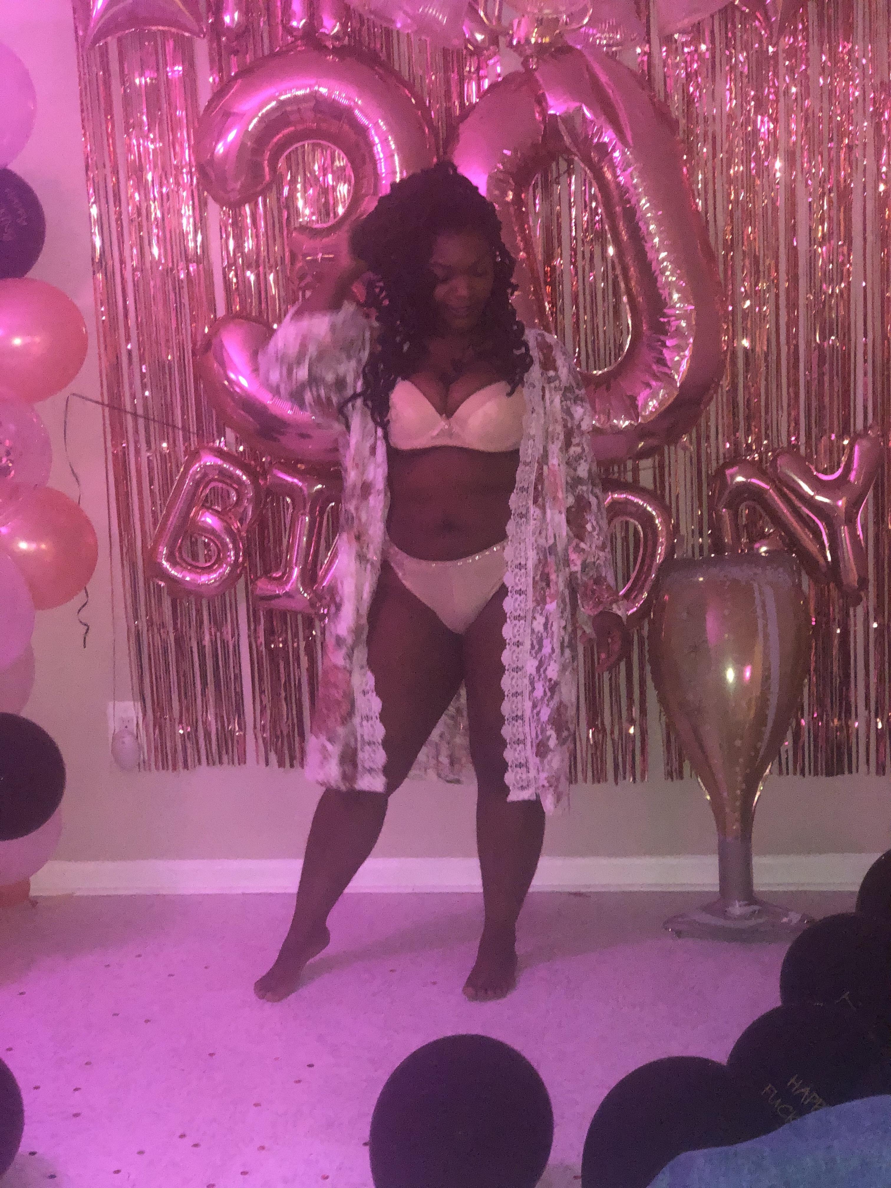 BeautiLoc Exotic🖤💣👀 profile image