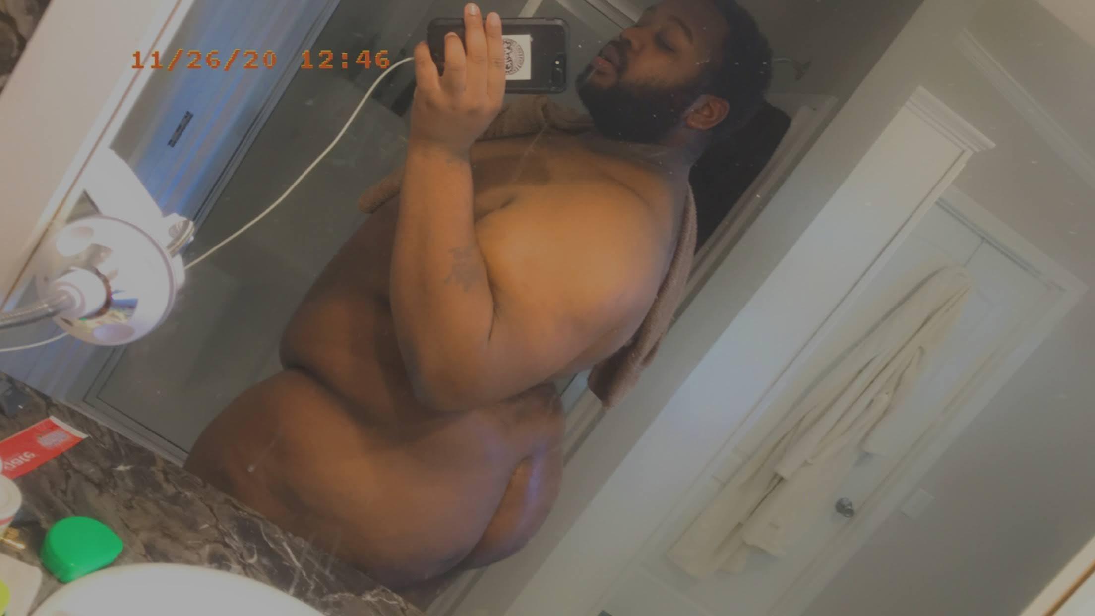 Come play with me 🍑 profile image