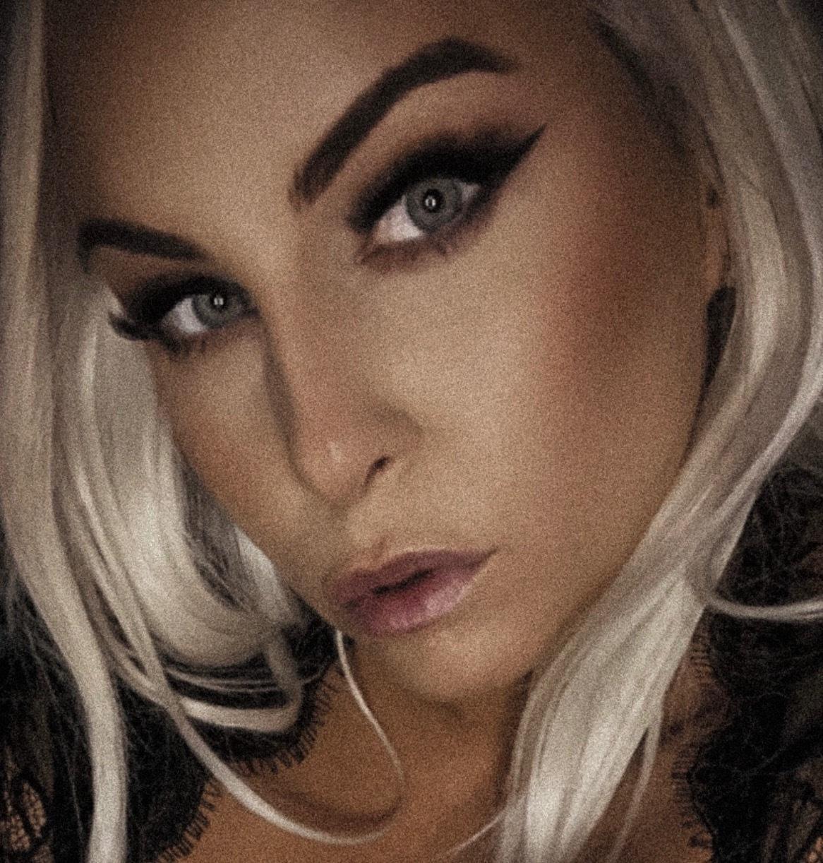 a u d r e y *FREE* profile image