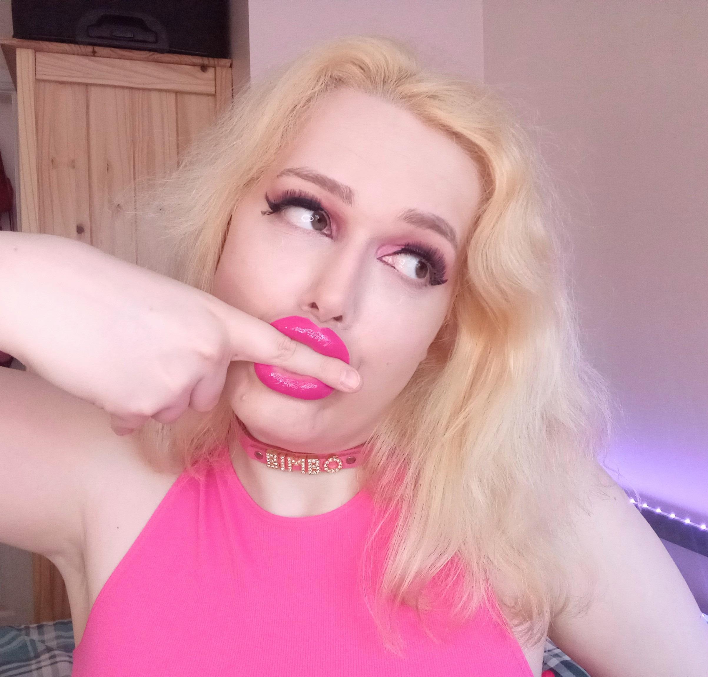 Ruby Roberts profile image