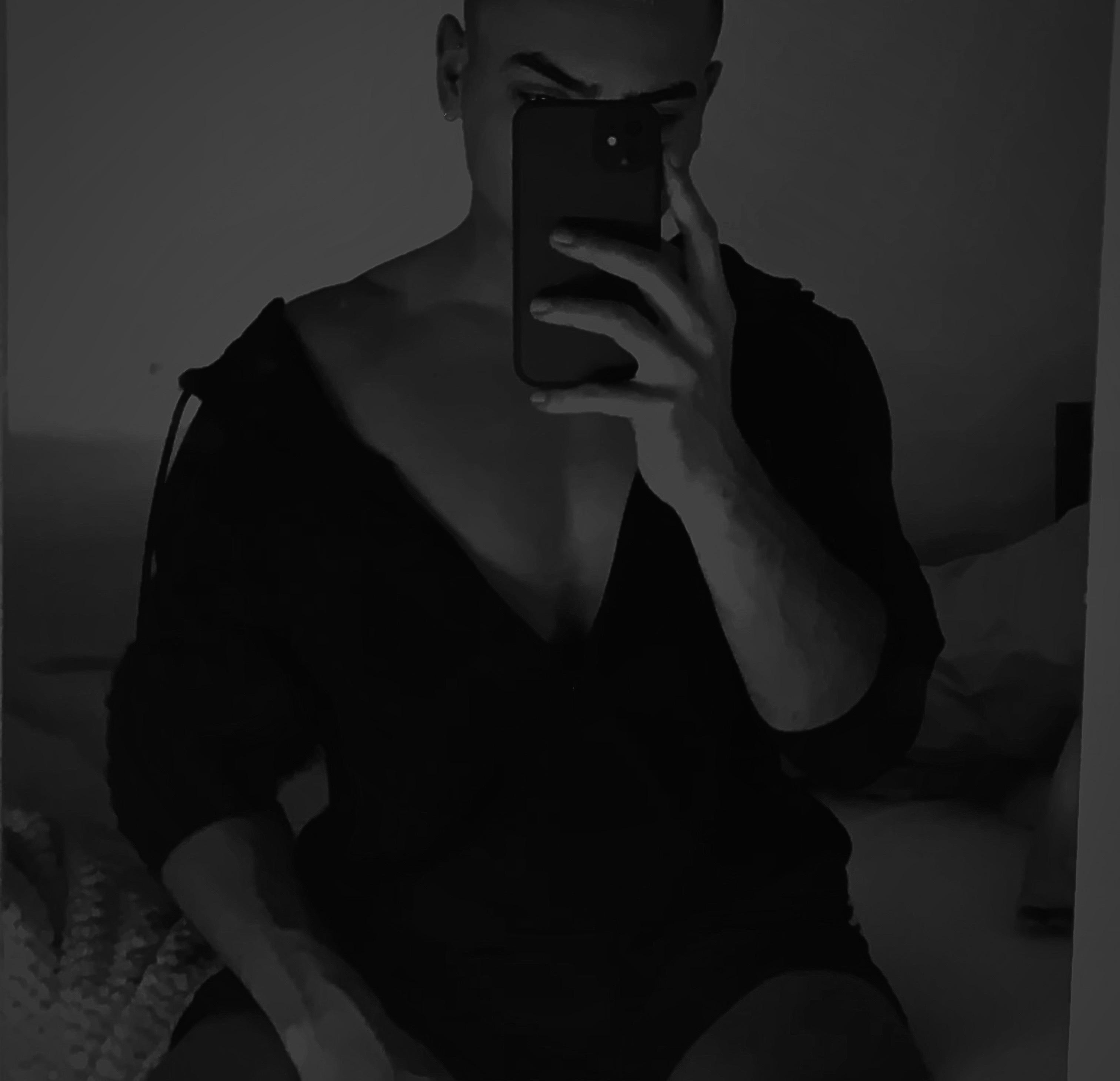 C O R E Y profile image