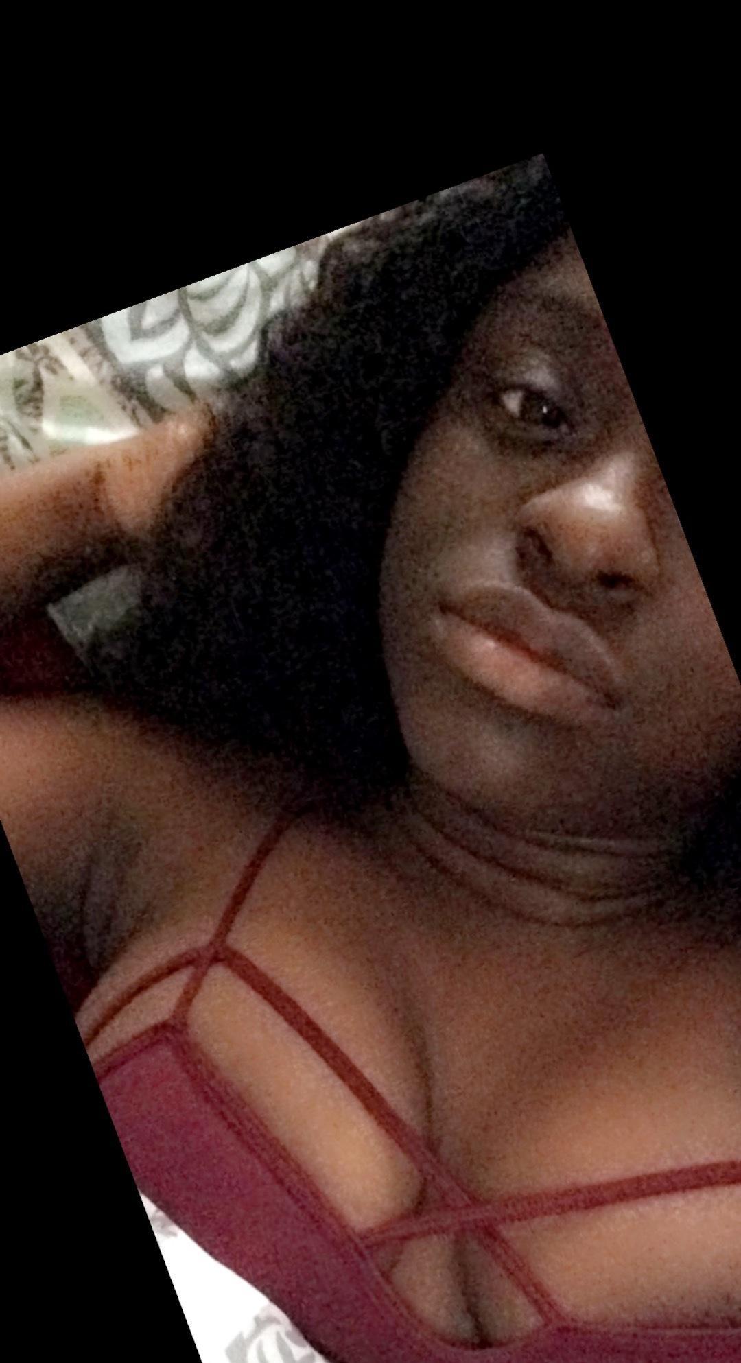 Adoré Amour profile image