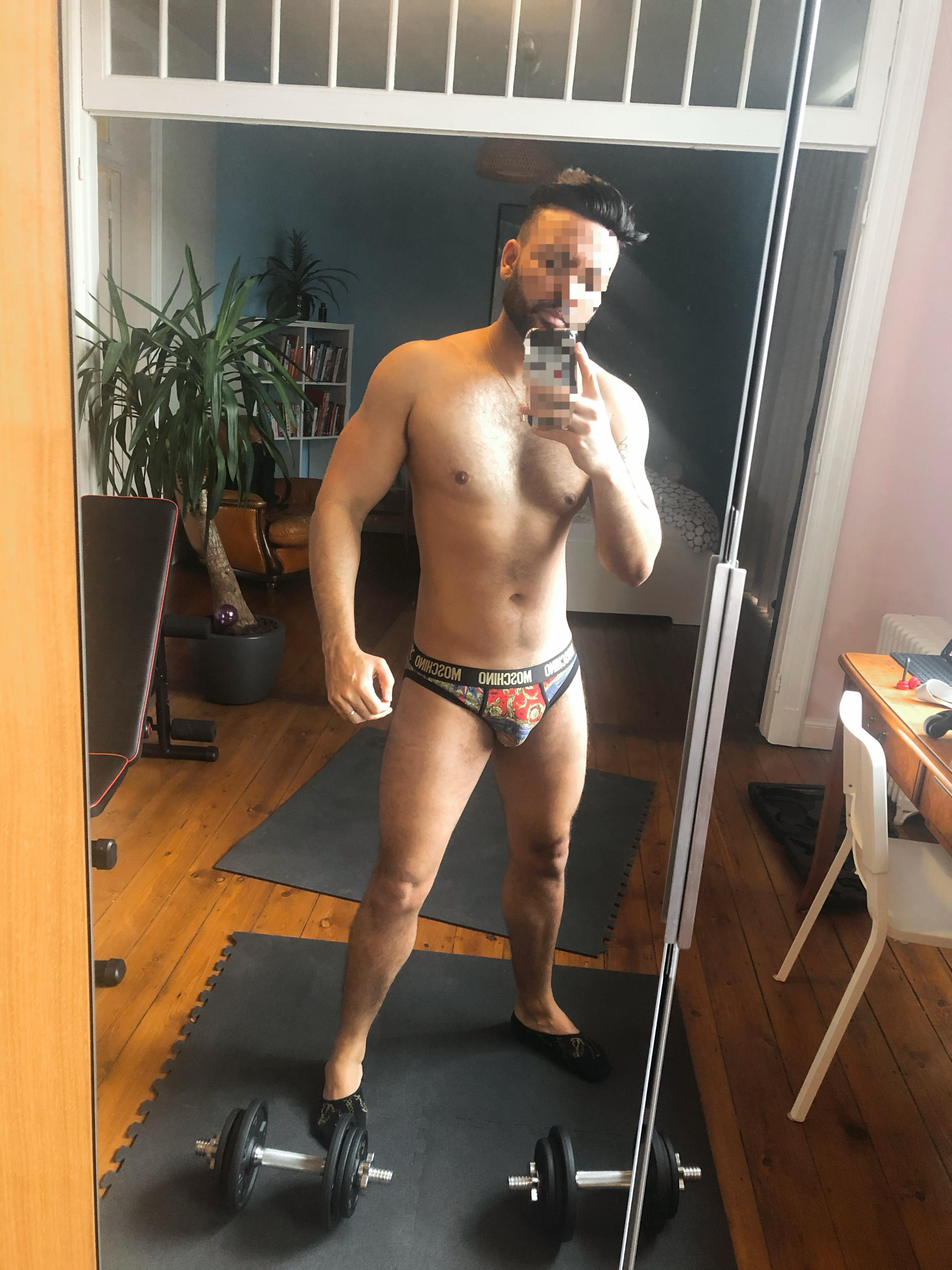 24 CM LATINO profile image