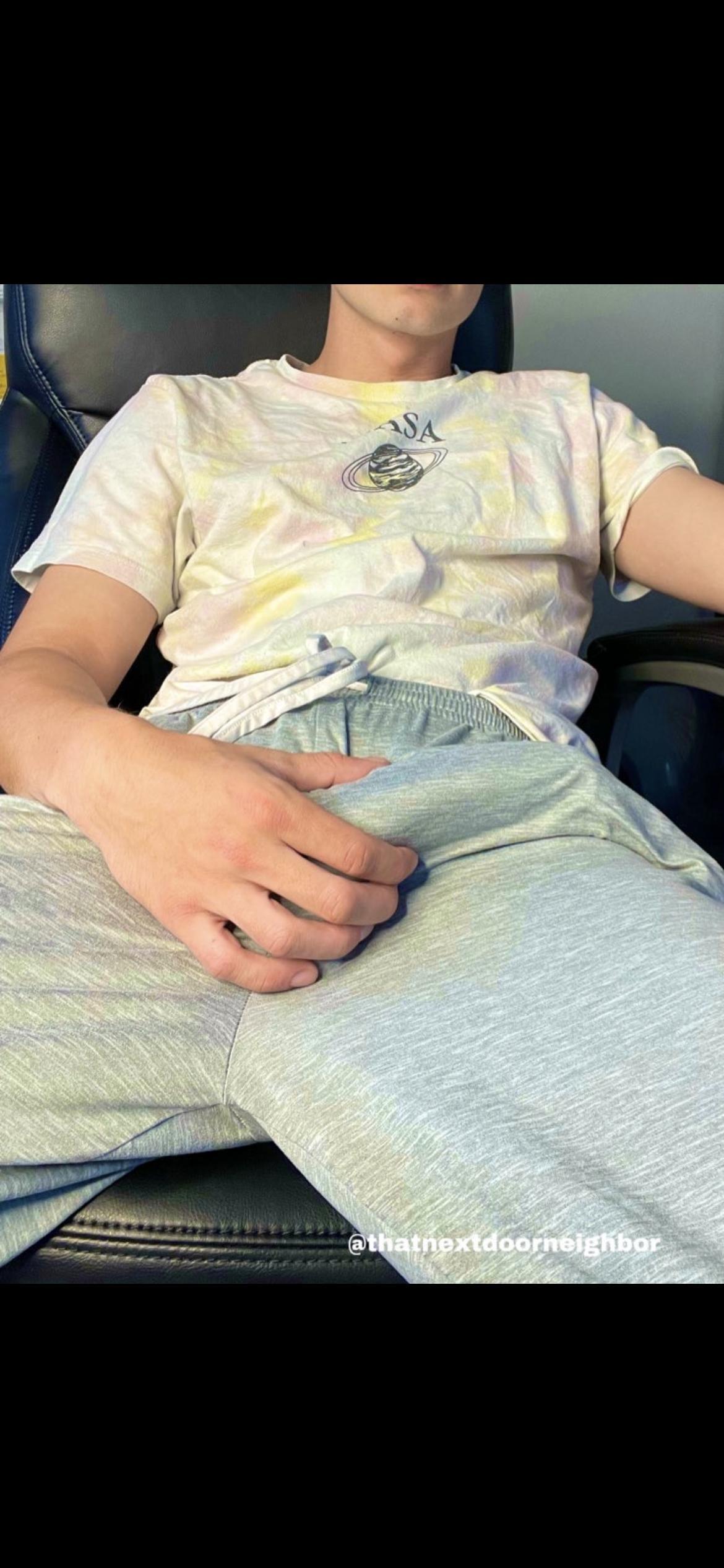 thatnextdoorneighbor profile image