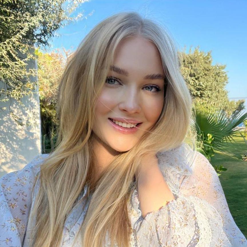 🍓 Hailey 🍓 𝐉𝐔𝐈𝐂𝐘 𝐏𝐄𝐀𝐂𝐇 🍑 profile image