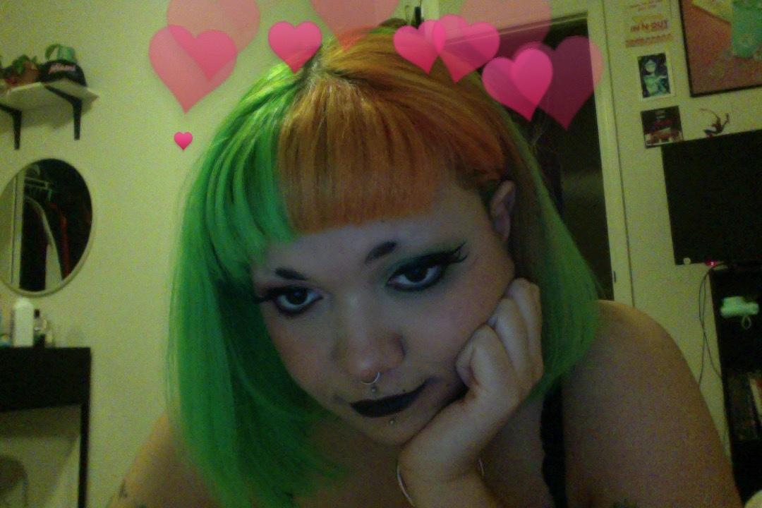 MooMii profile image