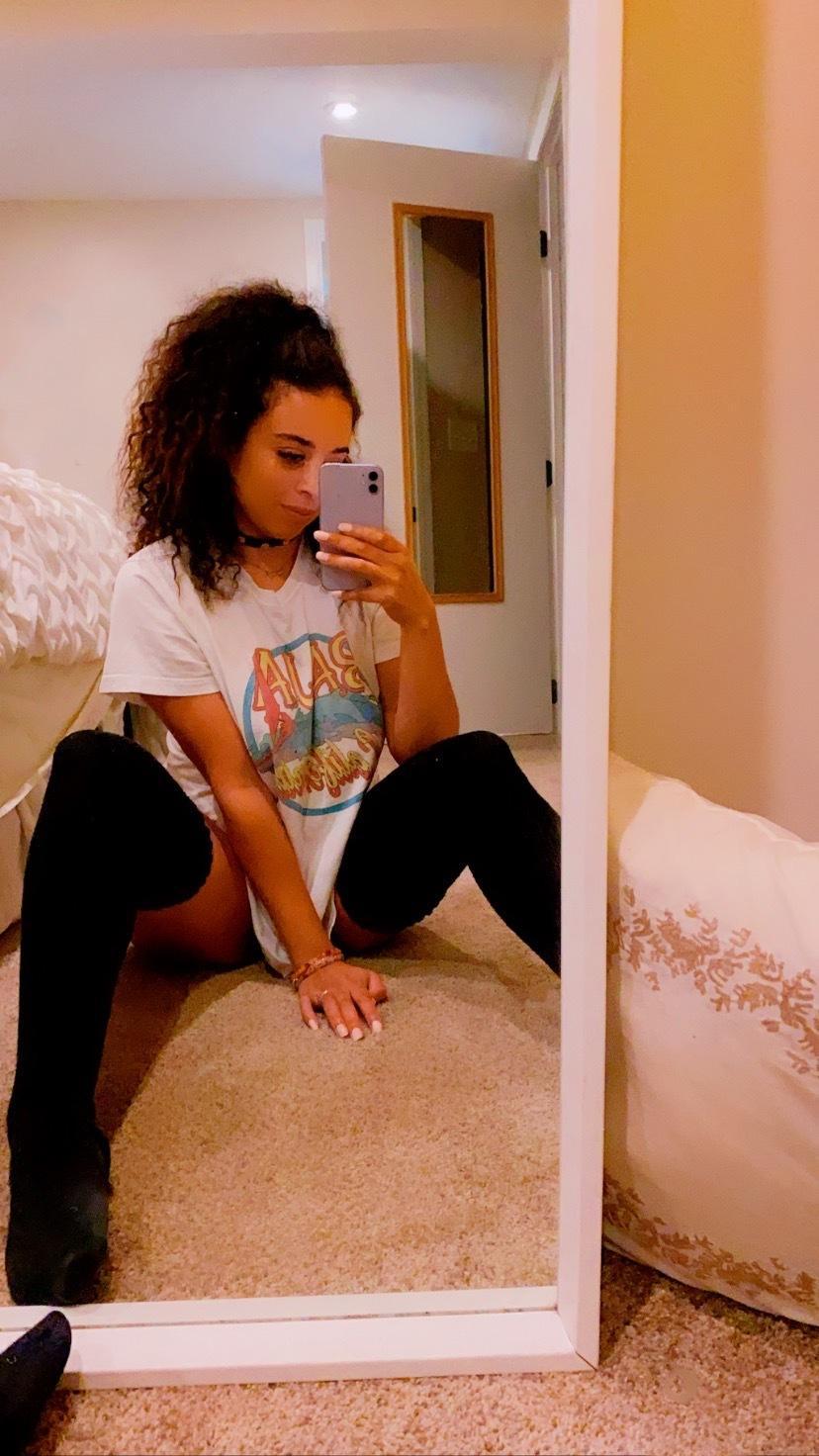 Claire Bankss profile image