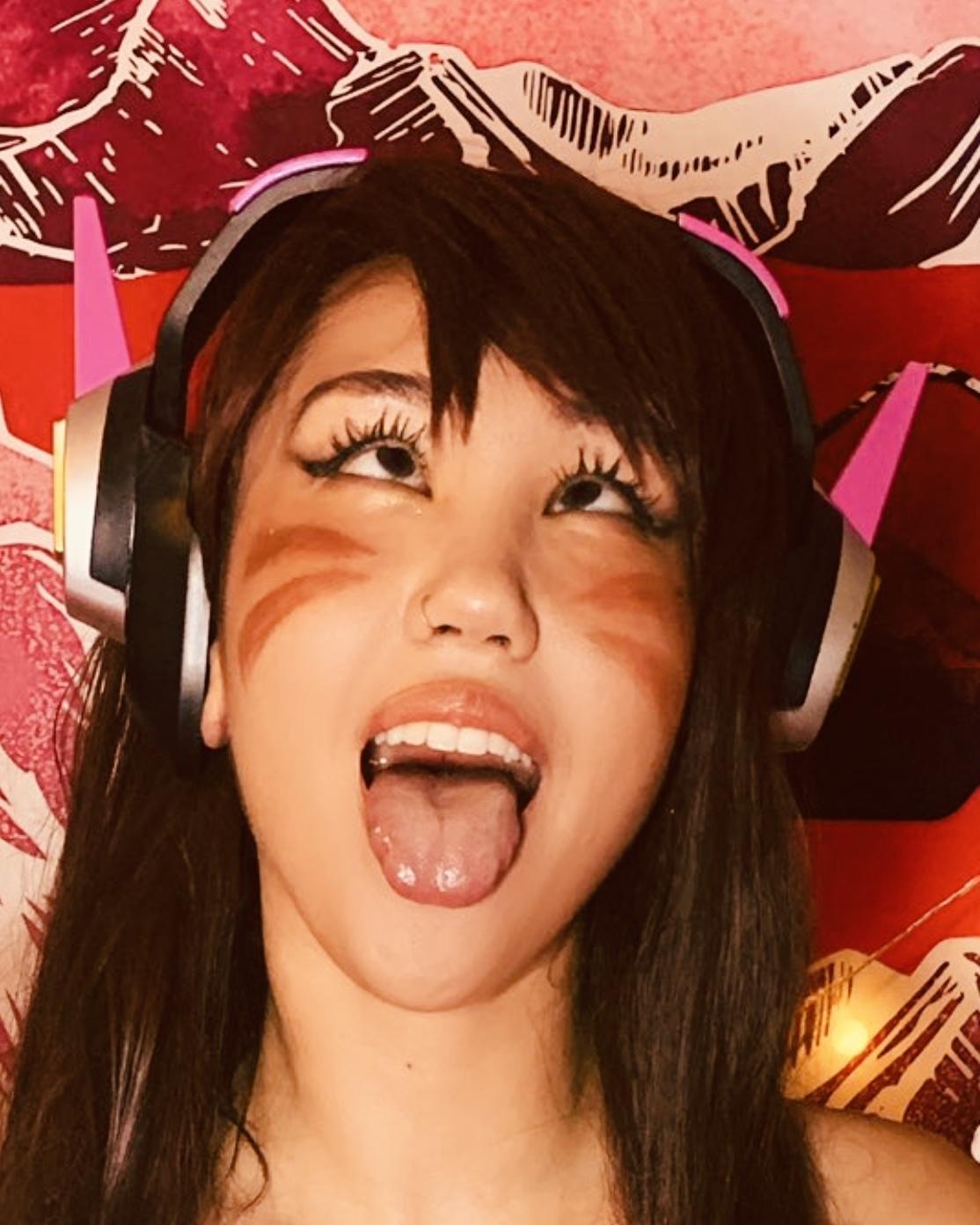 TOMIE 🍭 Asian College Girl Gone Wild profile image