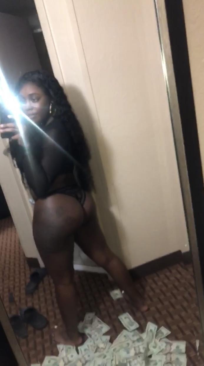 Queen Bre 👄 profile image