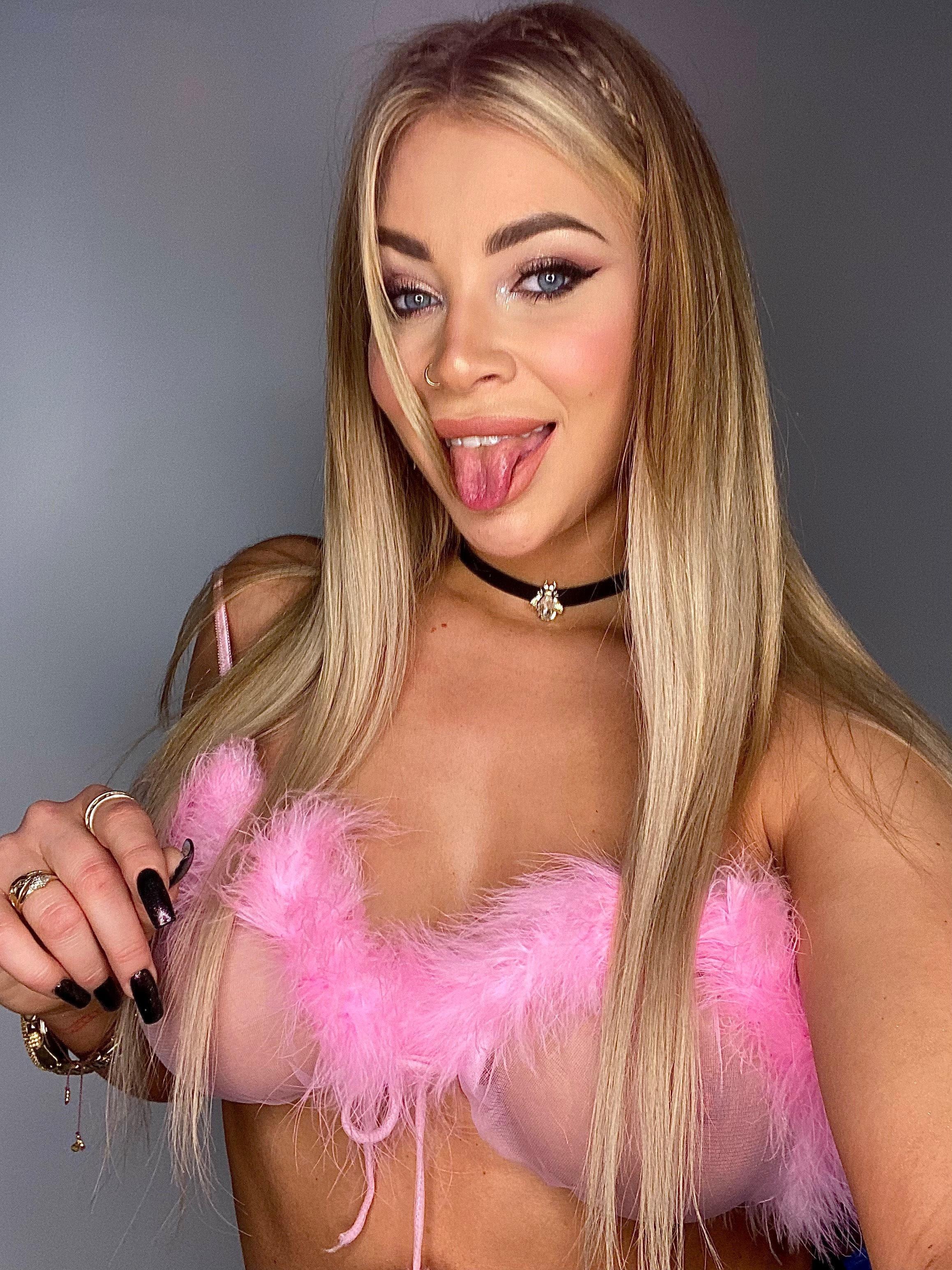 Flychanelle profile image