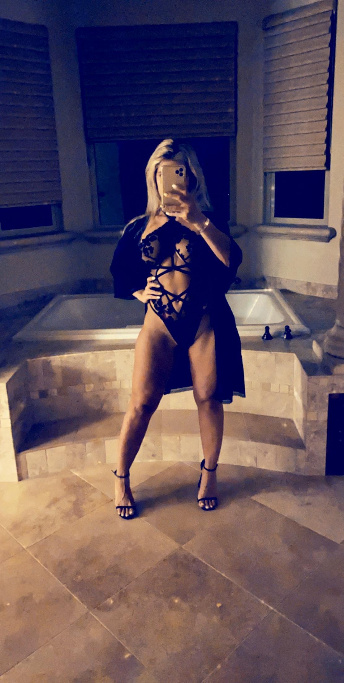 Curvy star profile image