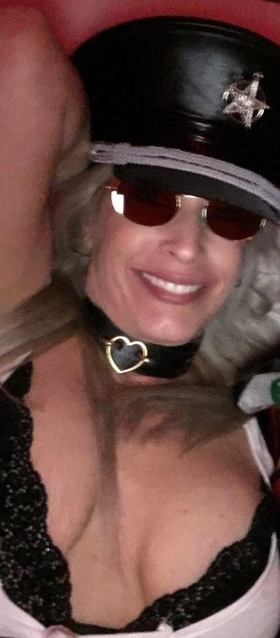 Ursula Veil profile image