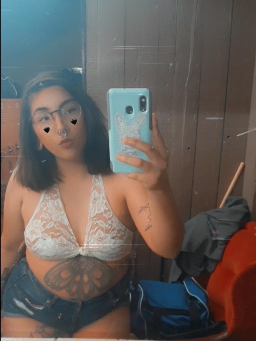 ♡ 𝖄𝖔𝖚𝖗 𝕷𝖔𝖈𝖆𝖑 𝖂𝖆𝖎𝖋𝖚 ♡ profile image