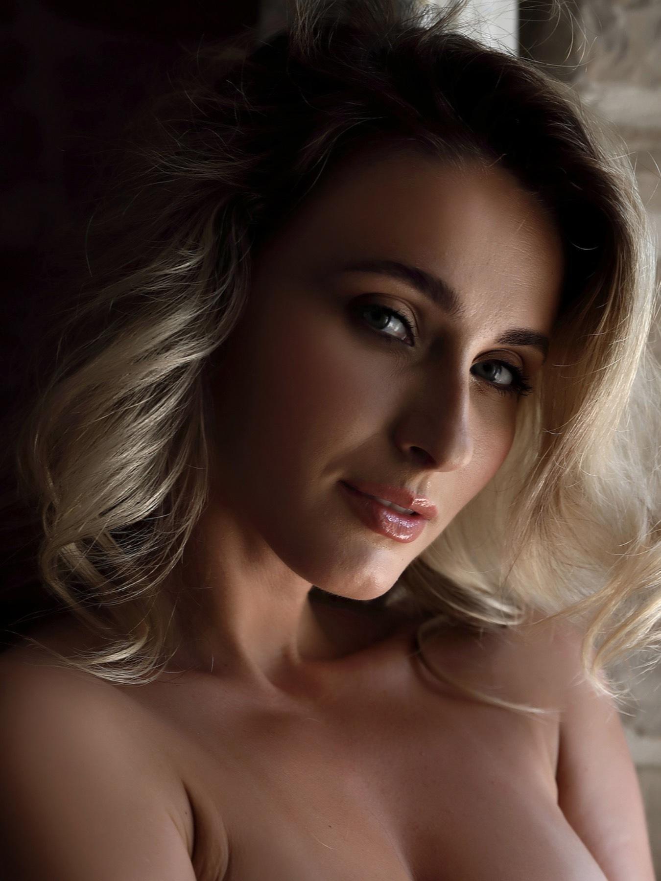 S U P E R G I R L profile image