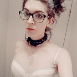 violet nothing profile image