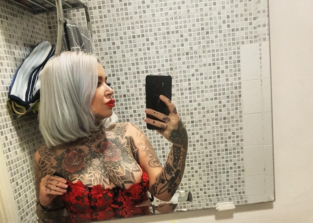 𝕾𝖚𝖒𝖒𝖊𝖗 𝖗𝖆𝖞𝖊 +🌹 profile image