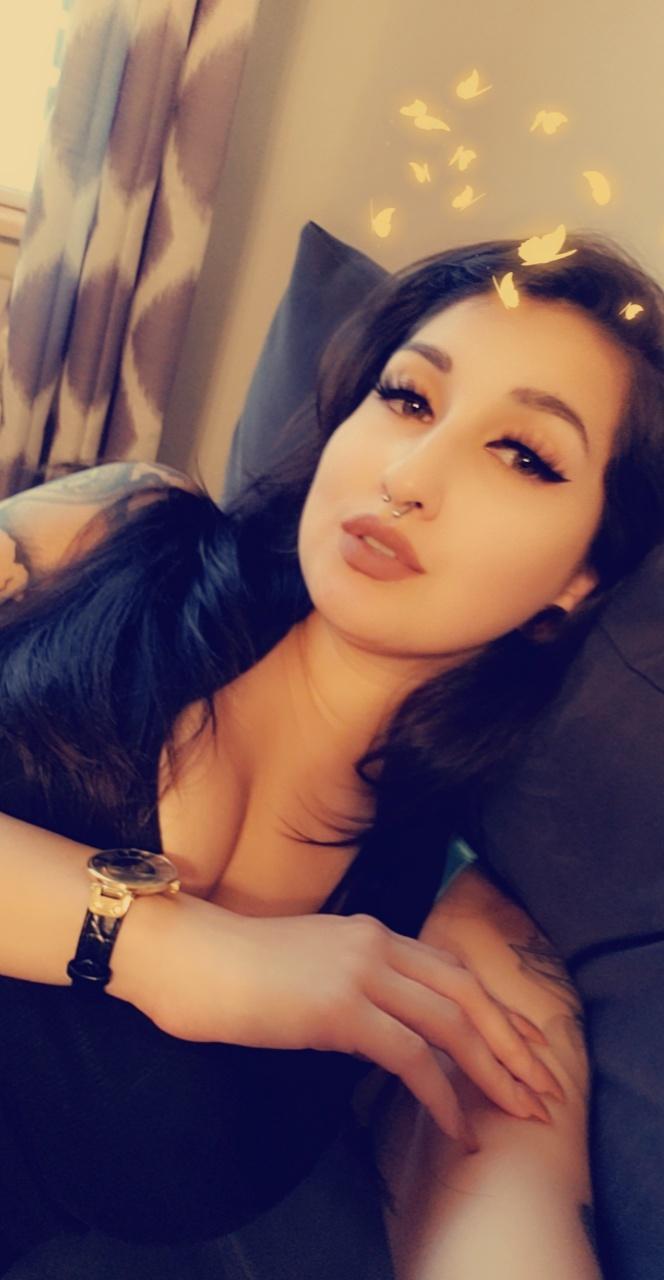 Alyx 💋🖤 profile image