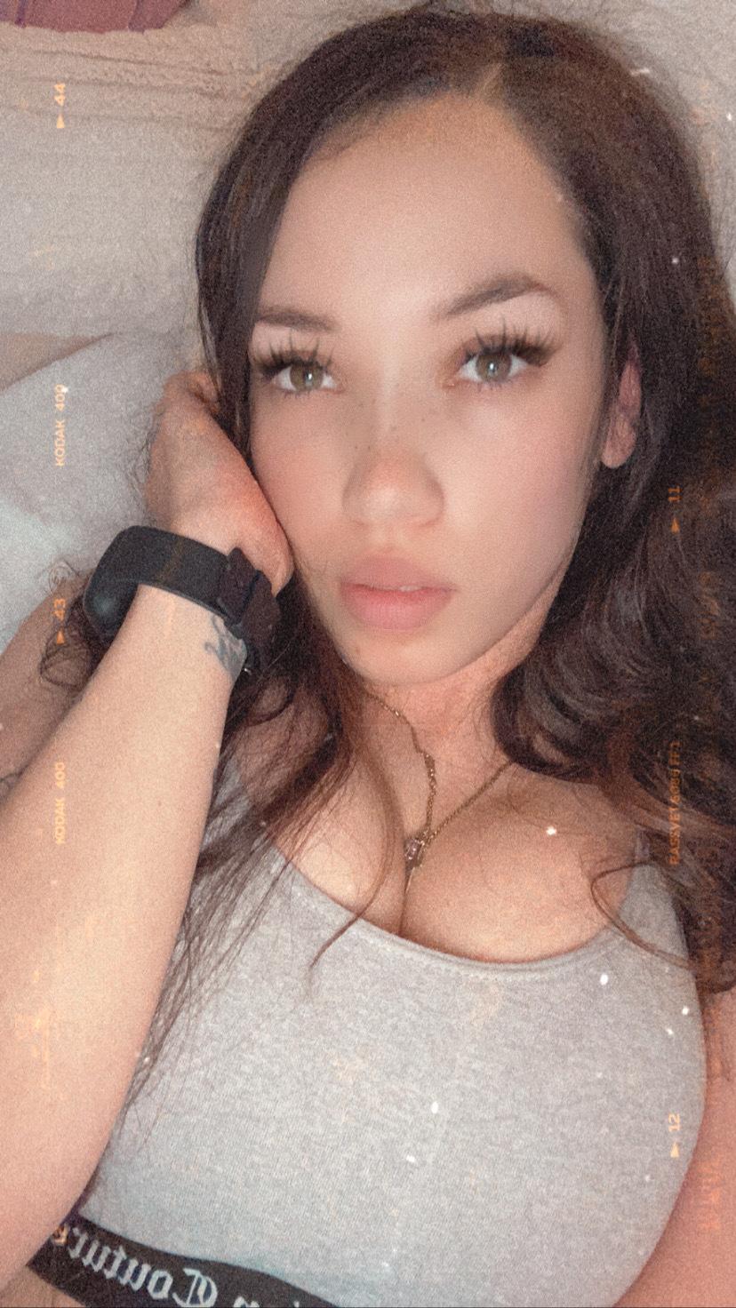 Scarlet Rose profile image