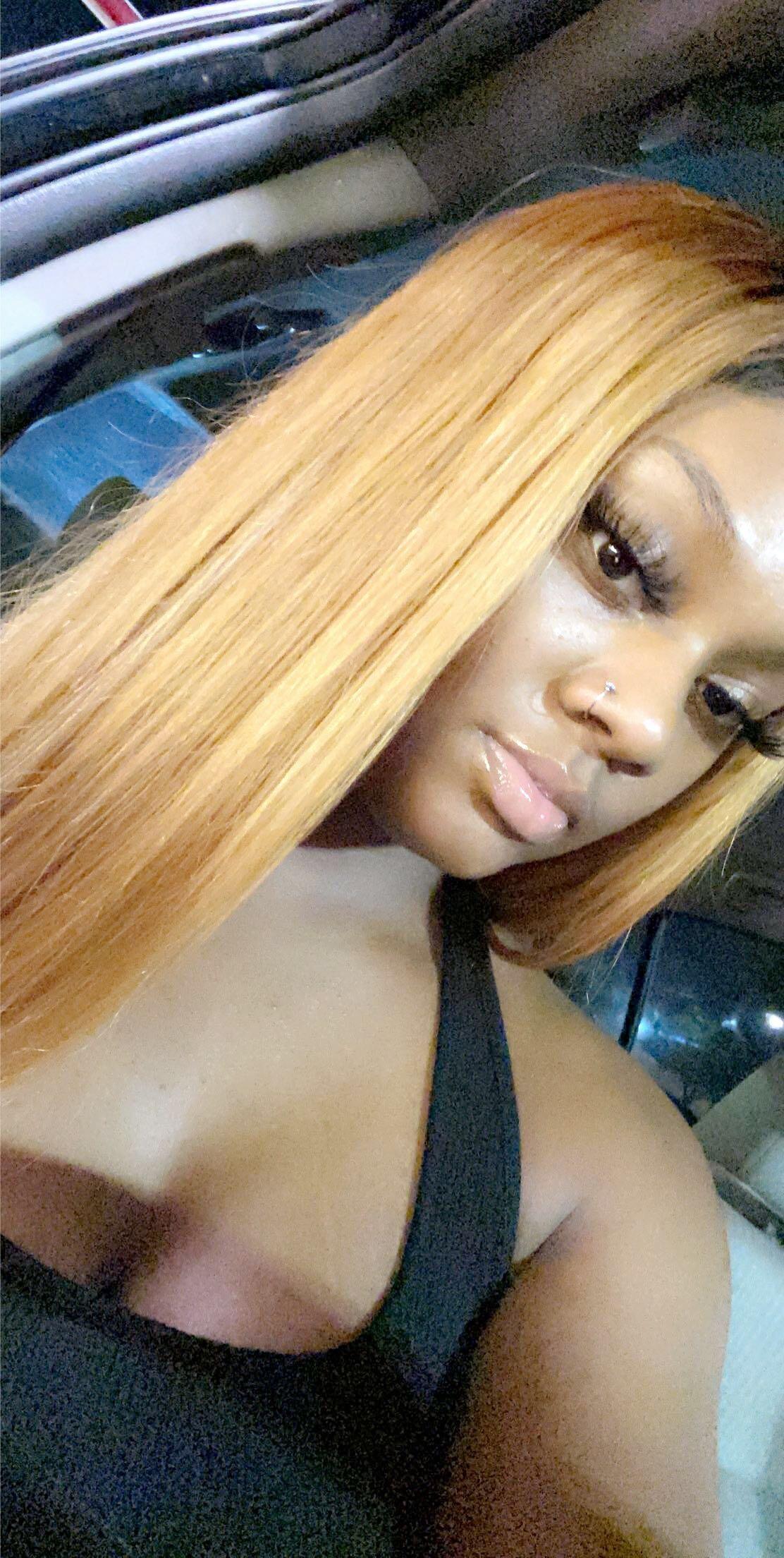 Des💋 profile image