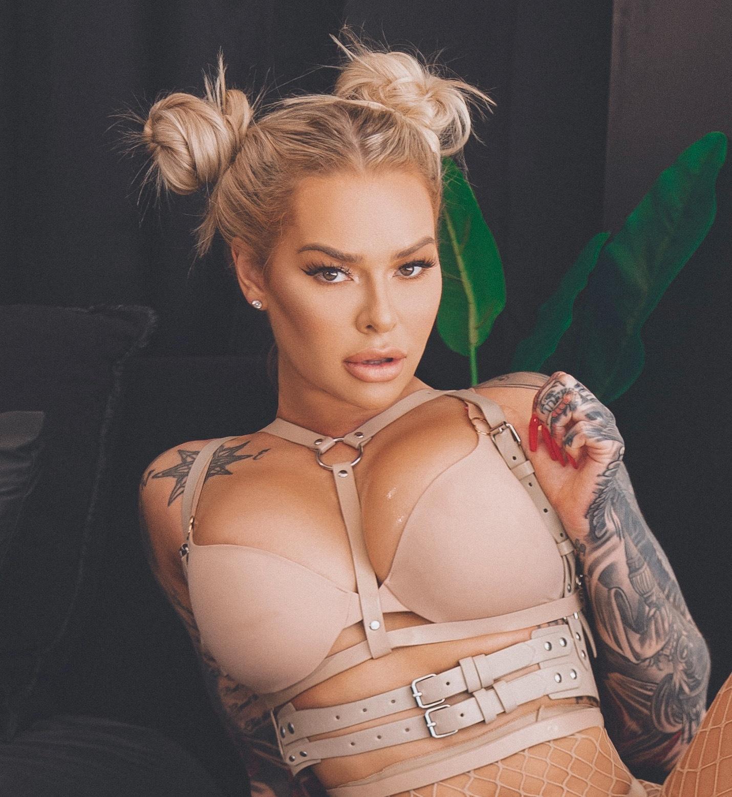 Nara Ford FREE profile image