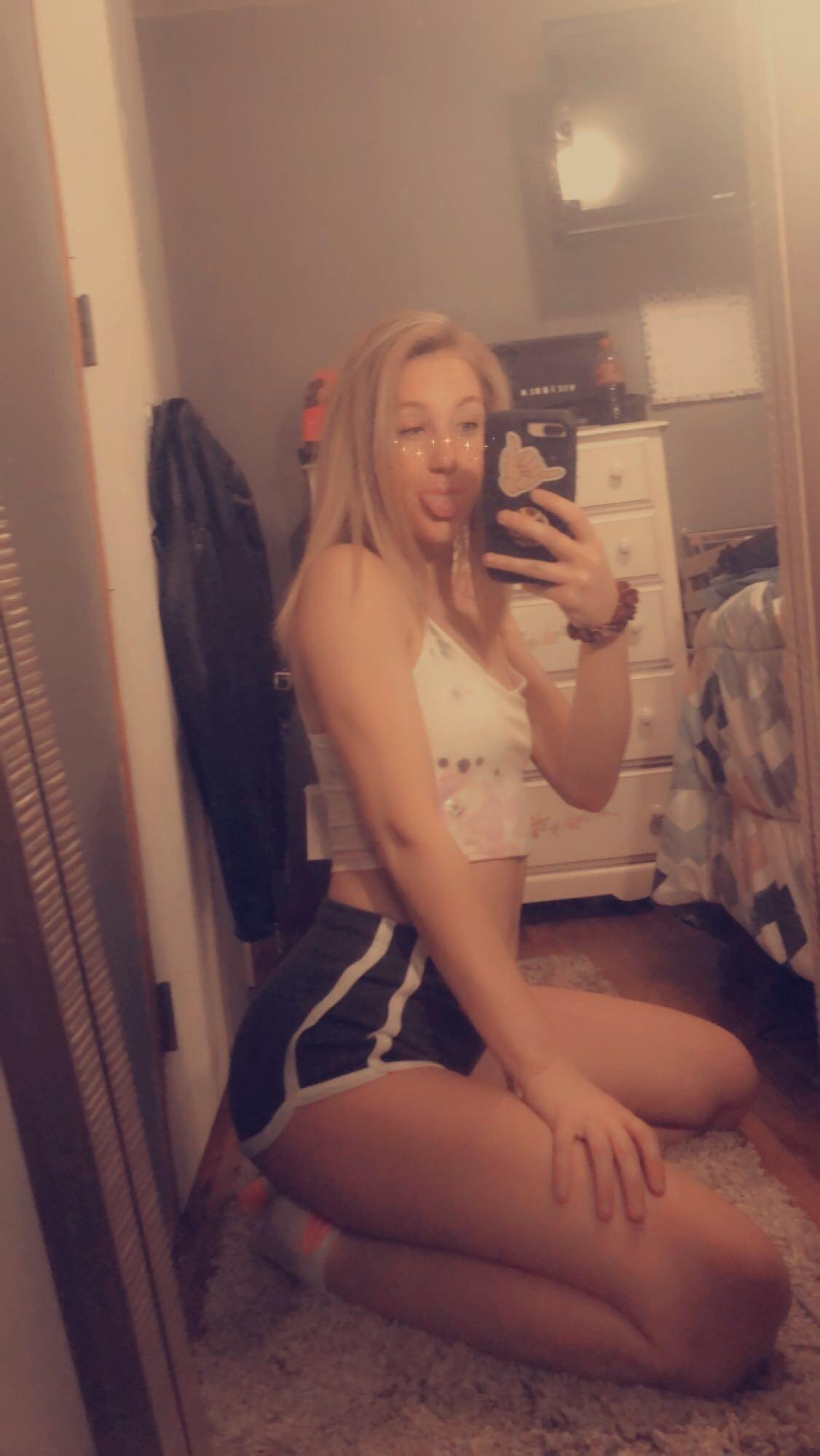 Peachy1997 profile image