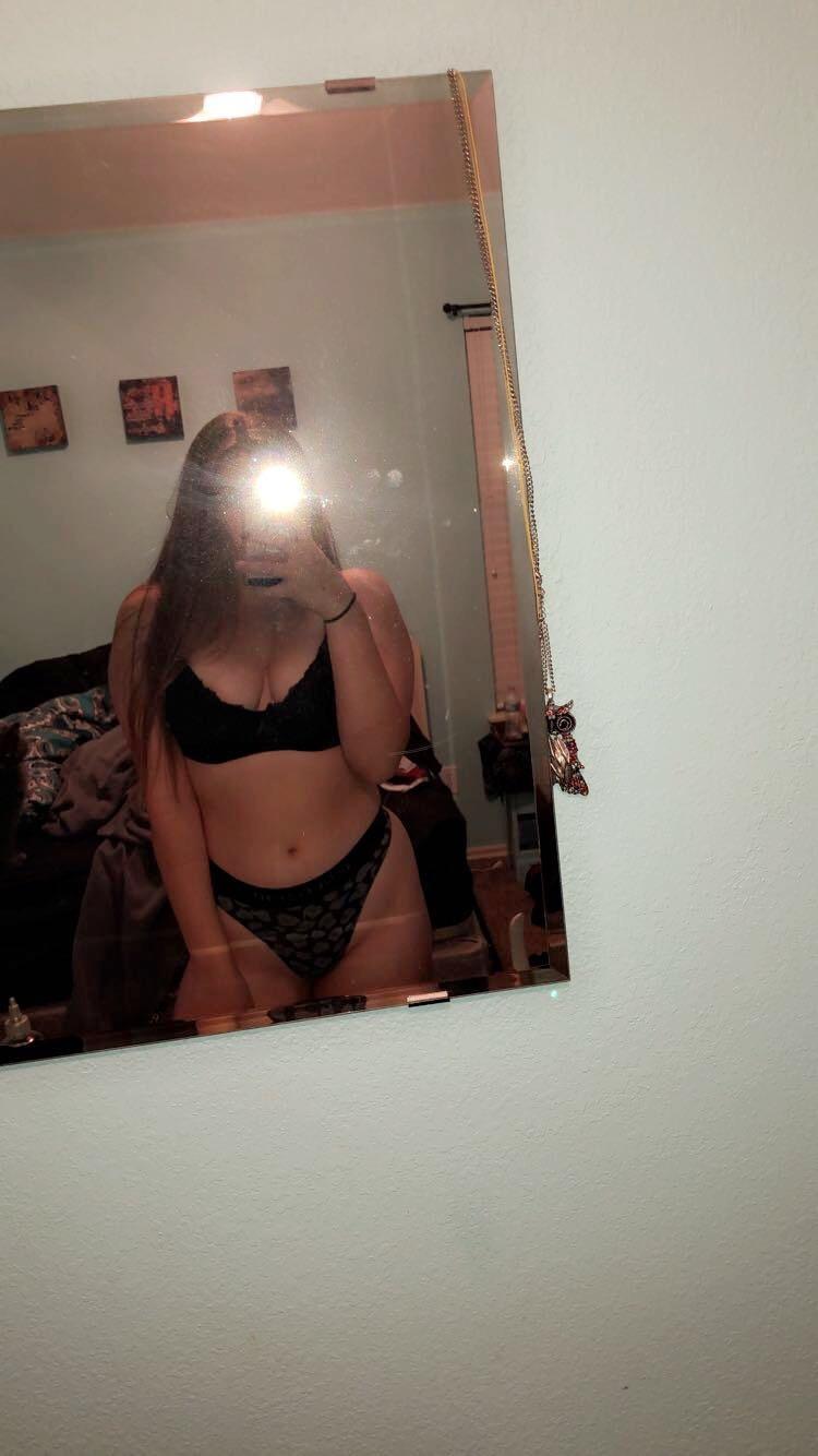 Peaches profile image