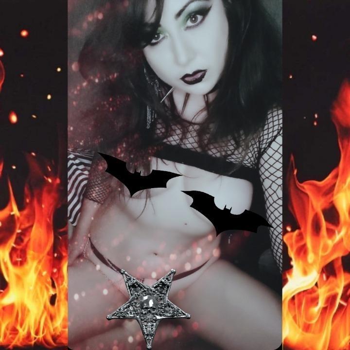 Gothicc Megathot profile image