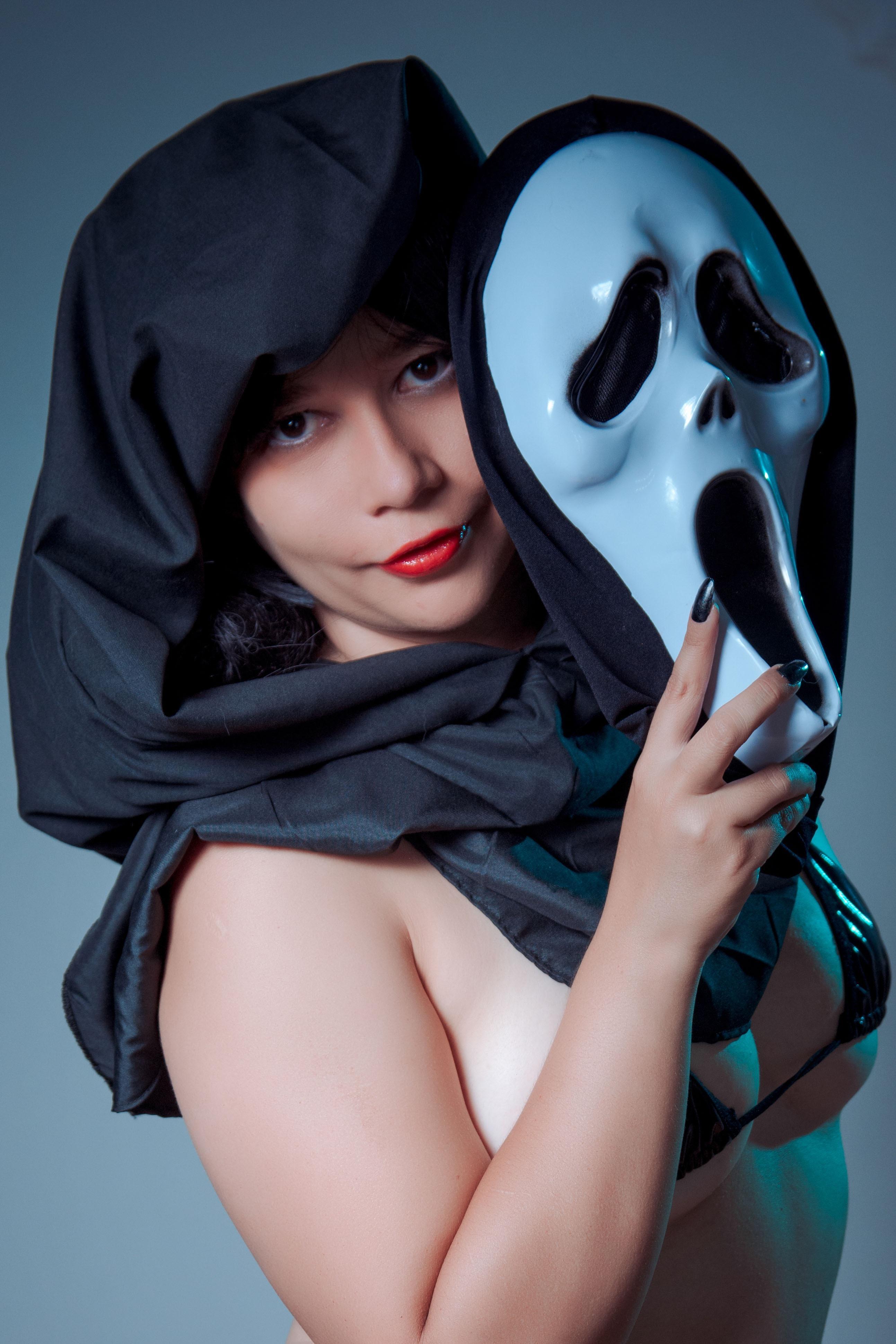 Lady Black profile image