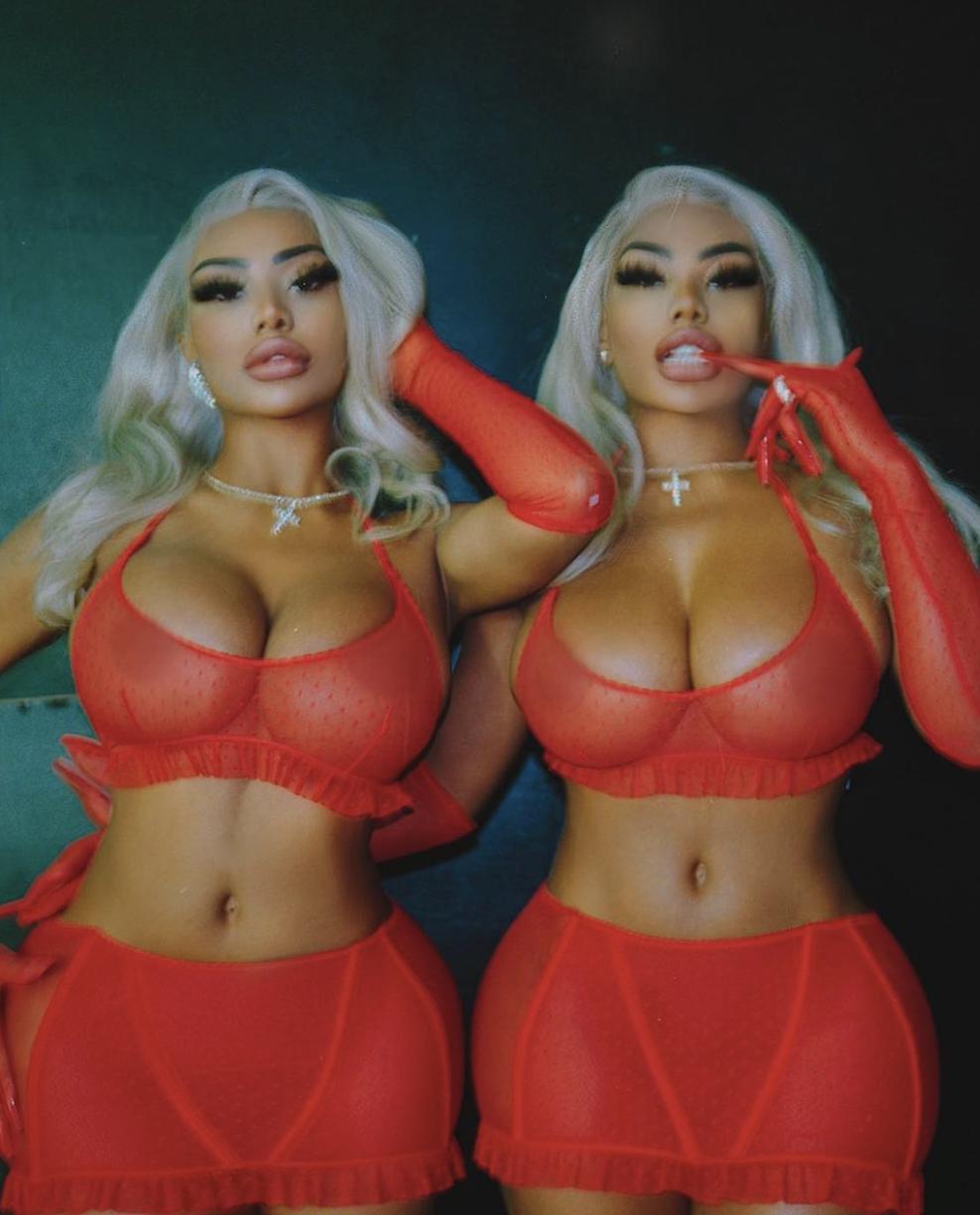 💋CLERMONT TWINS 💋 profile image