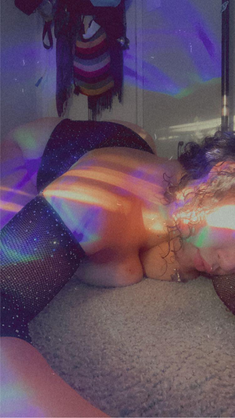 TightPUSSYbigA$$ profile image