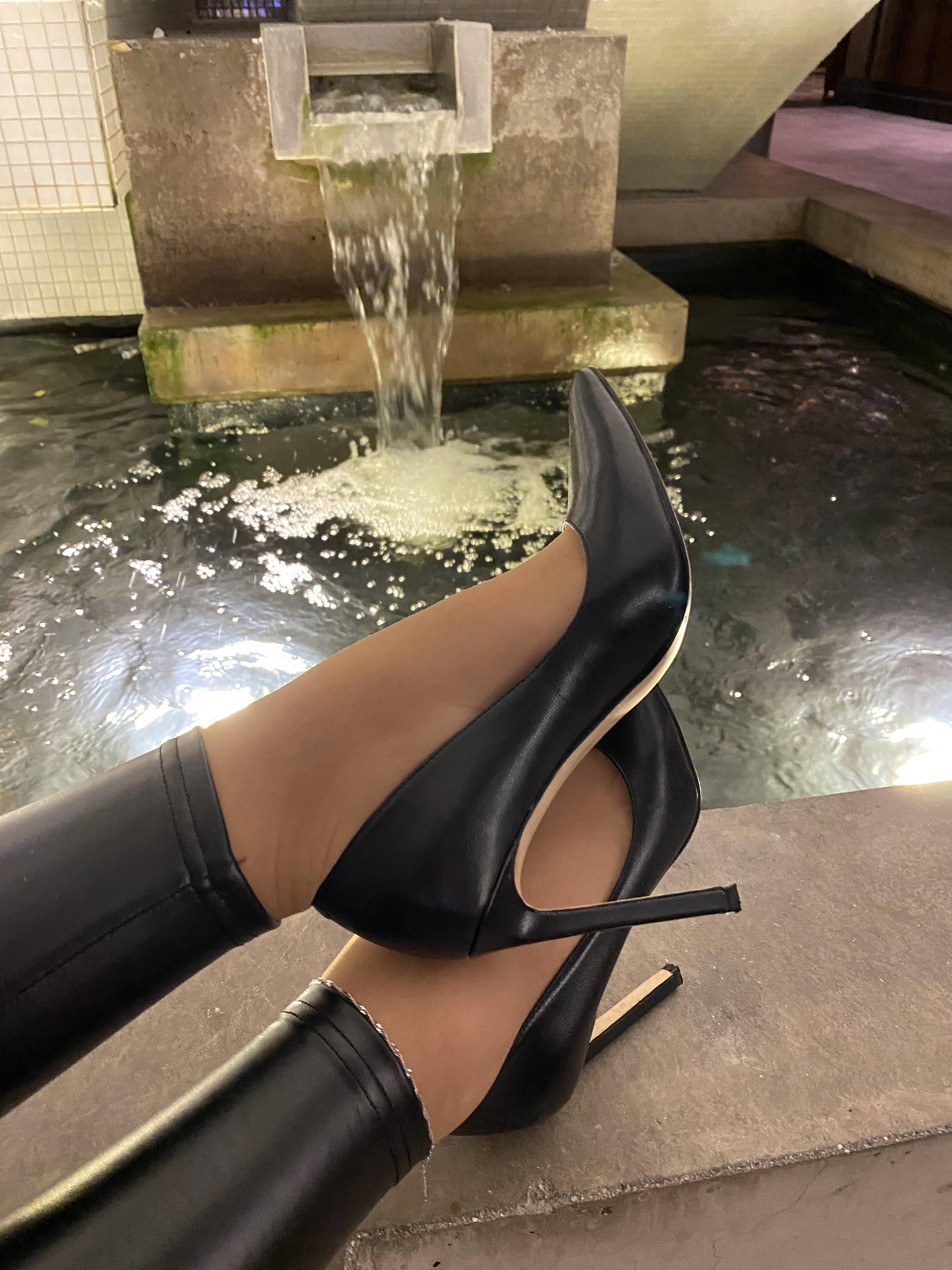 Rose P profile image