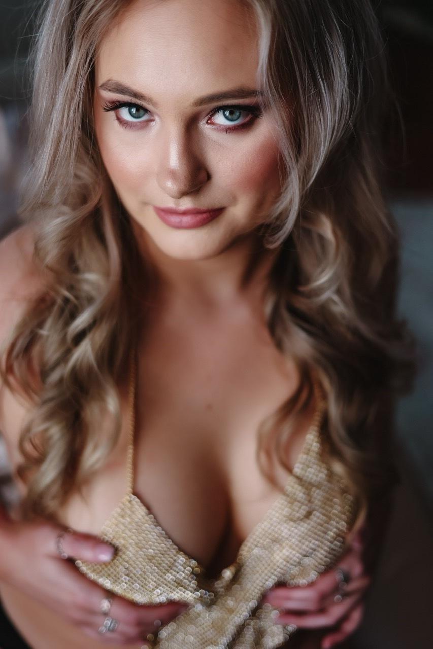 J❤️‍🔥 profile image