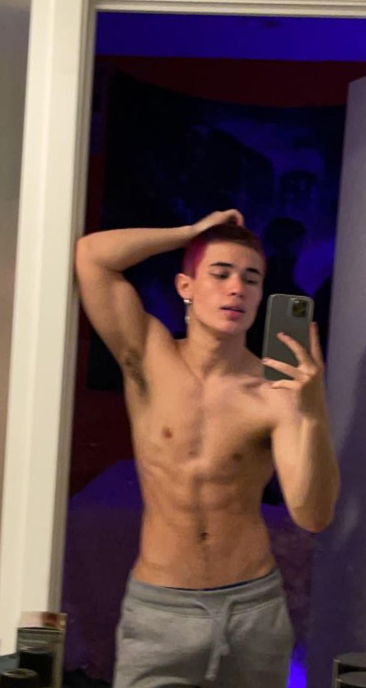 Zach 💦 profile image