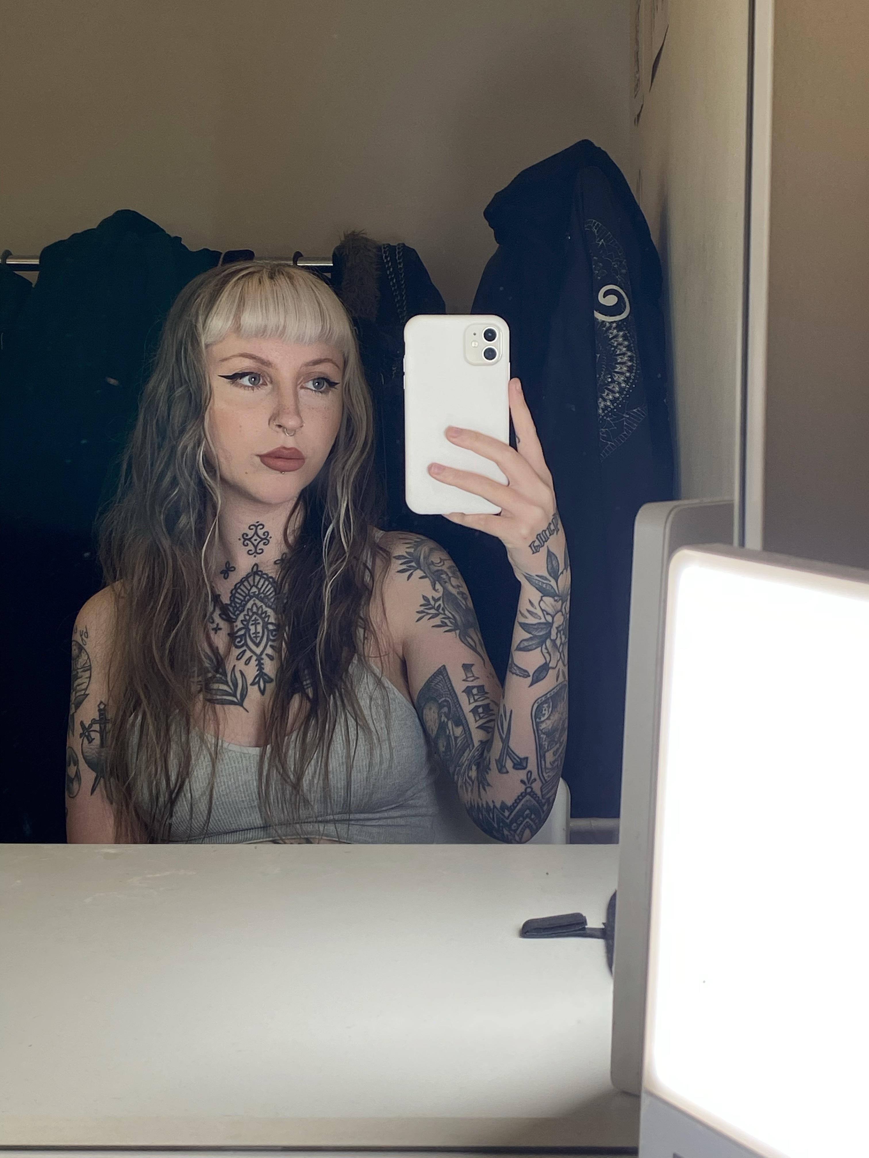 Lu 🌙🔮👻 profile image