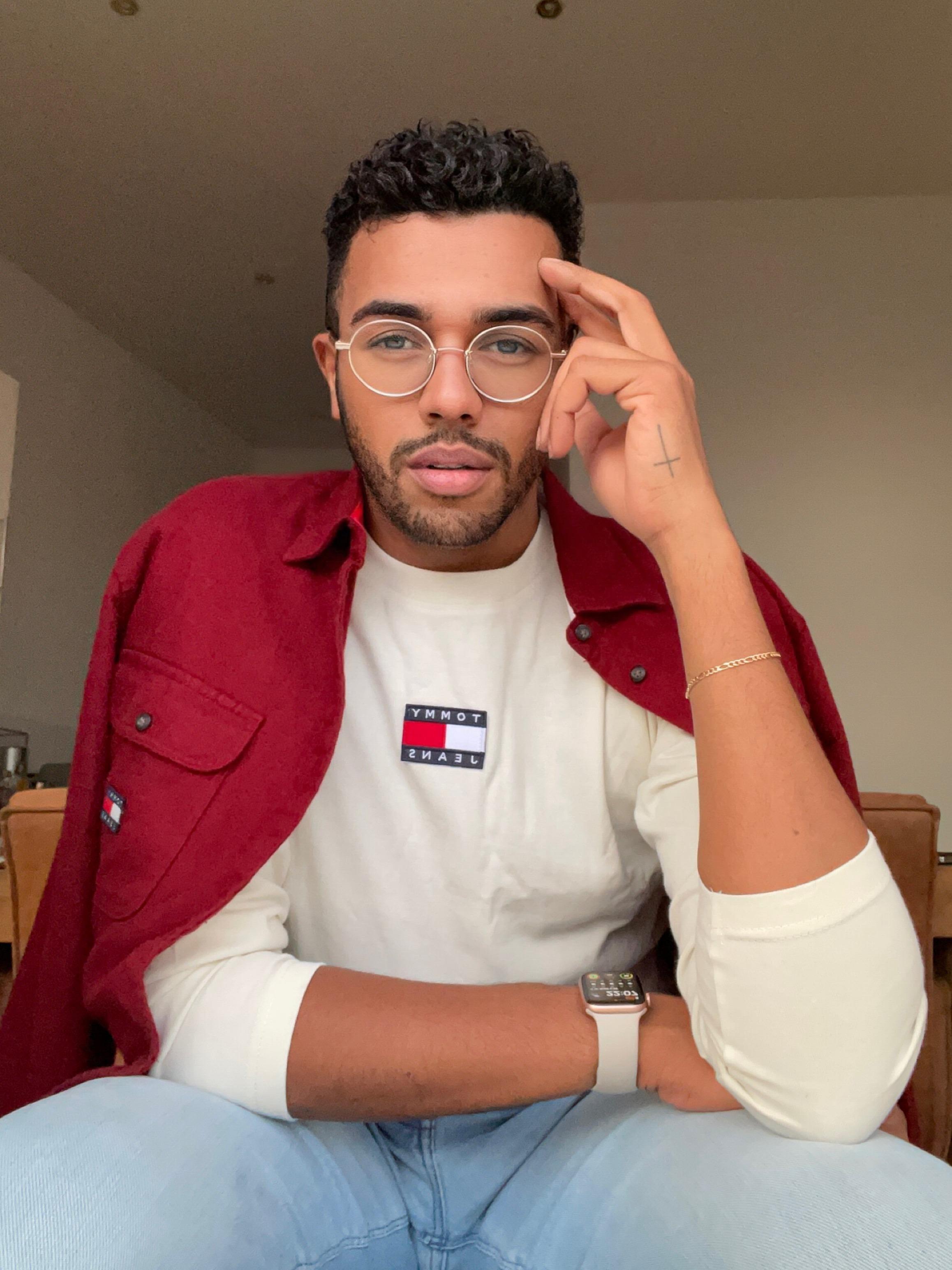 𝐁 𝐑 𝐔 𝐍 𝐍 𝐎 22 𝐂 𝐌 profile image