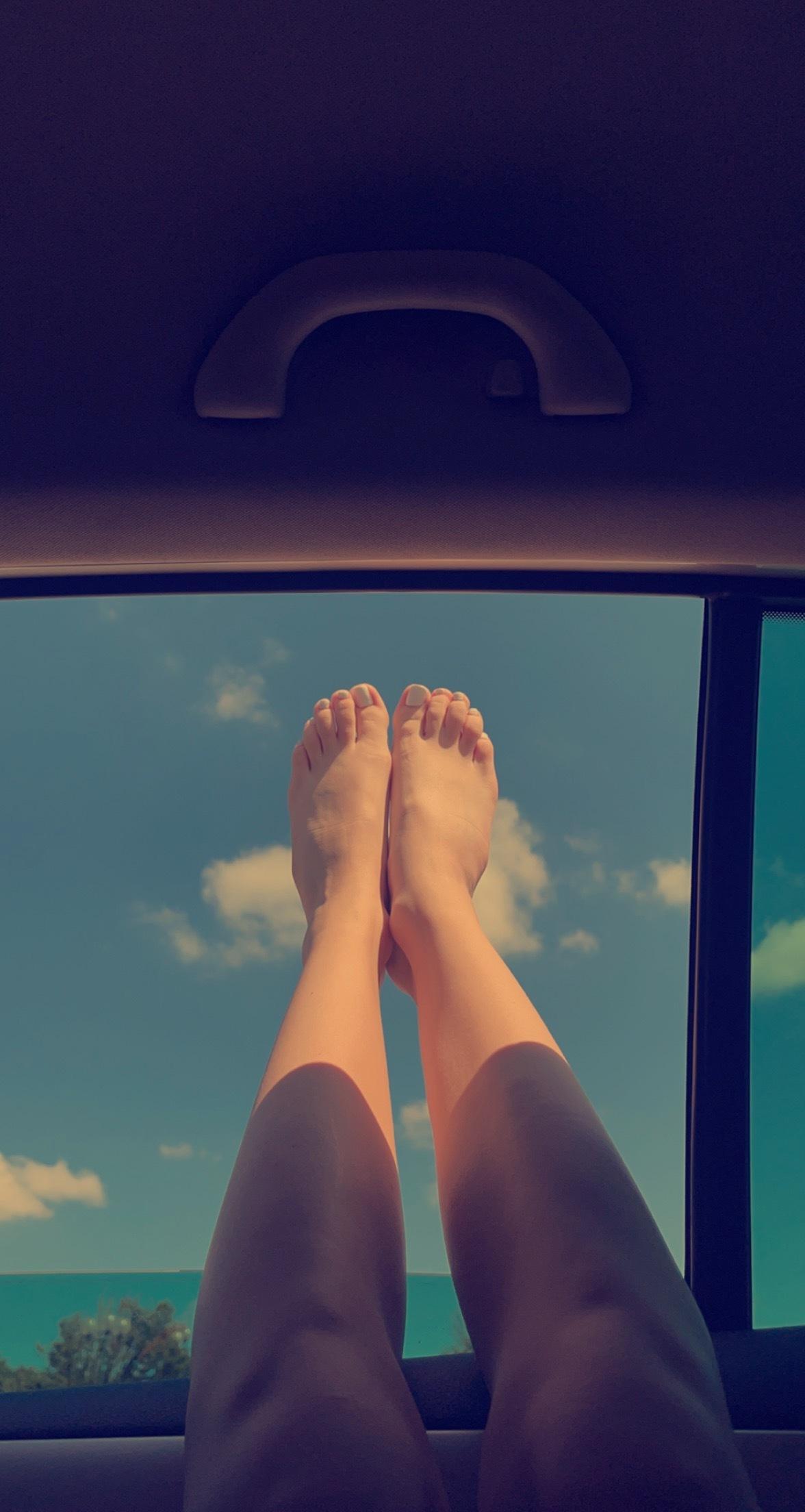 Blonde Bitch profile image