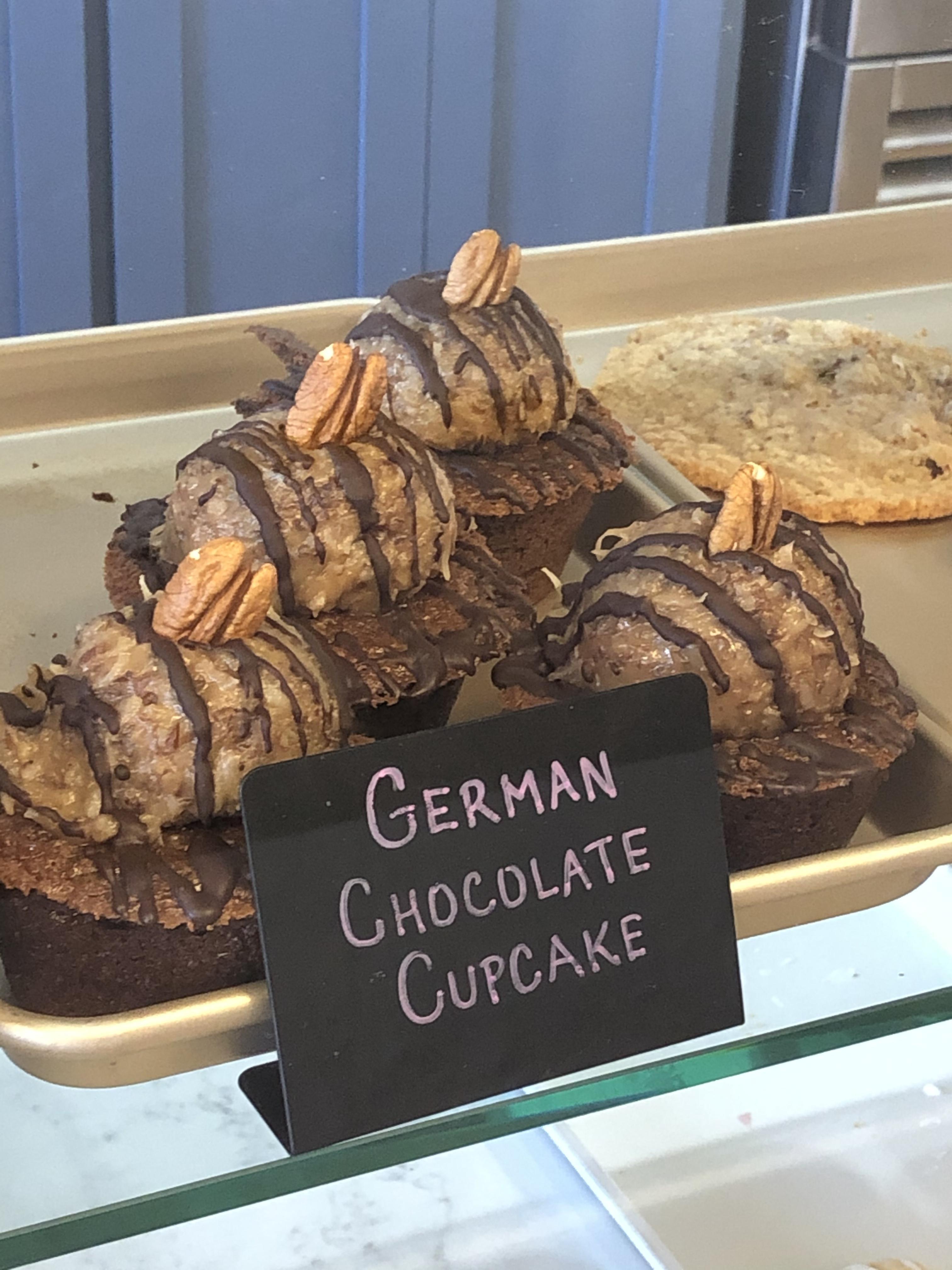 Neon and Nude profile image