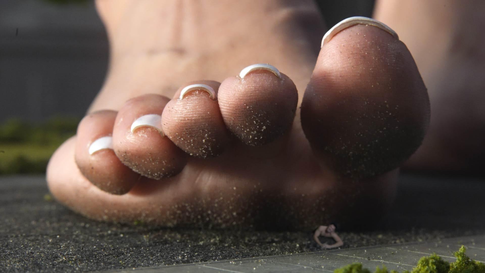 Giantess Roma profile image