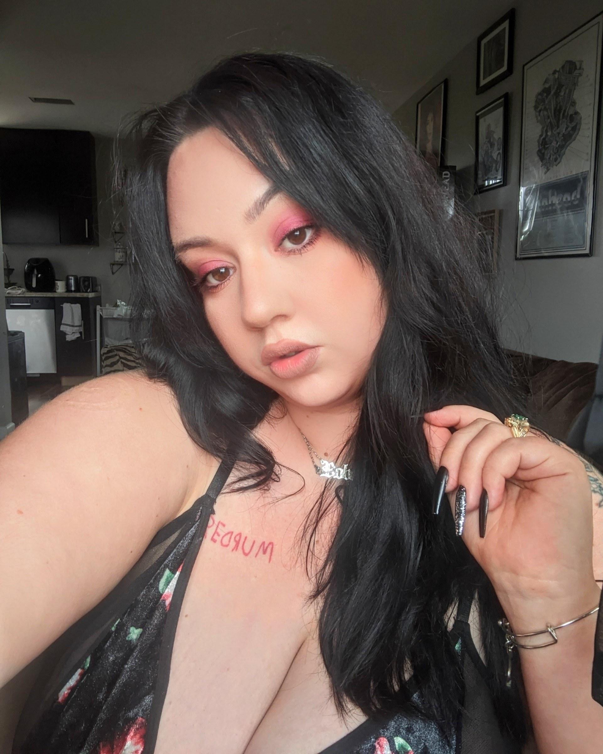 bloodbunnny profile image