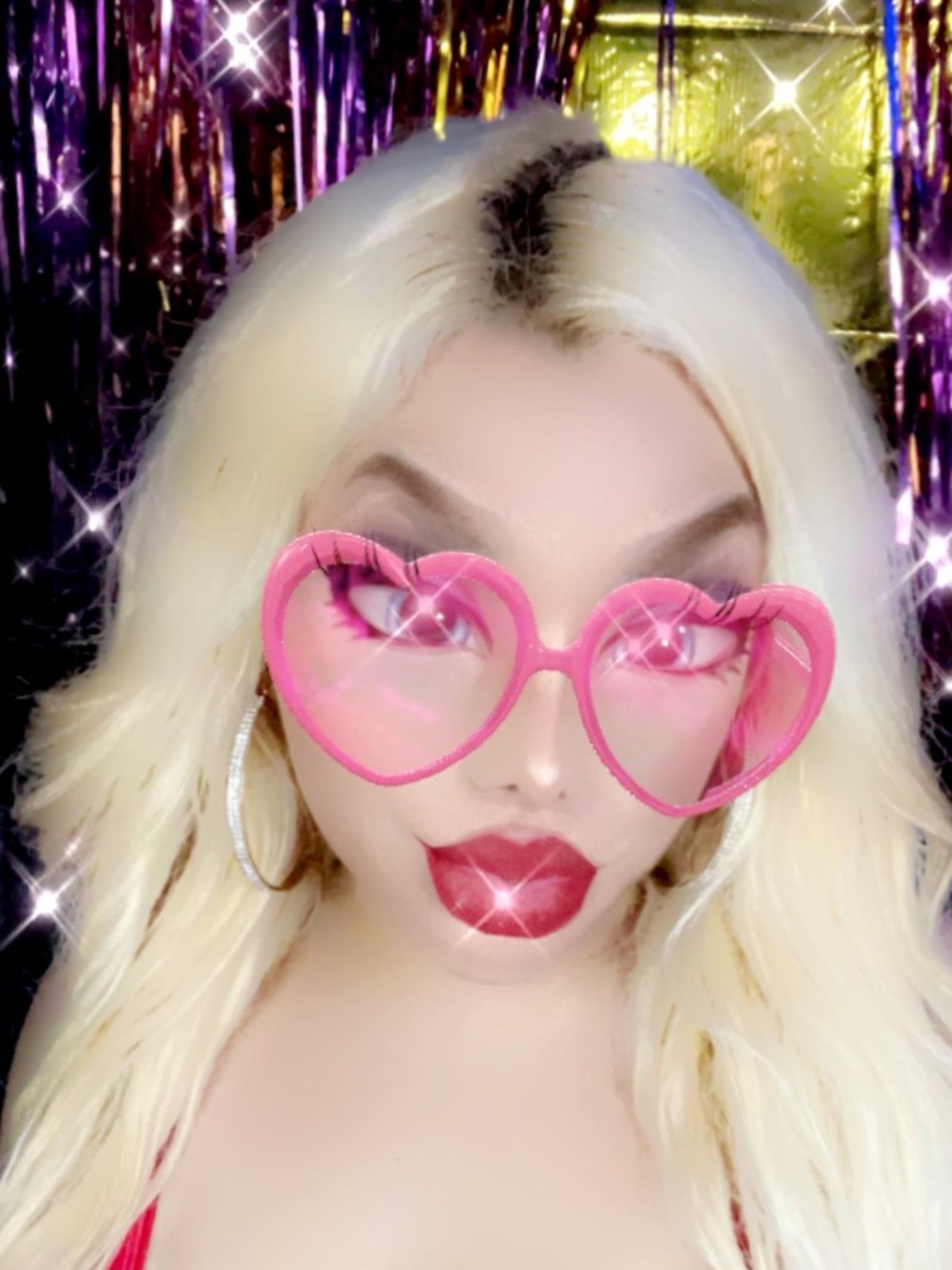 XxxBlondiexxX profile image