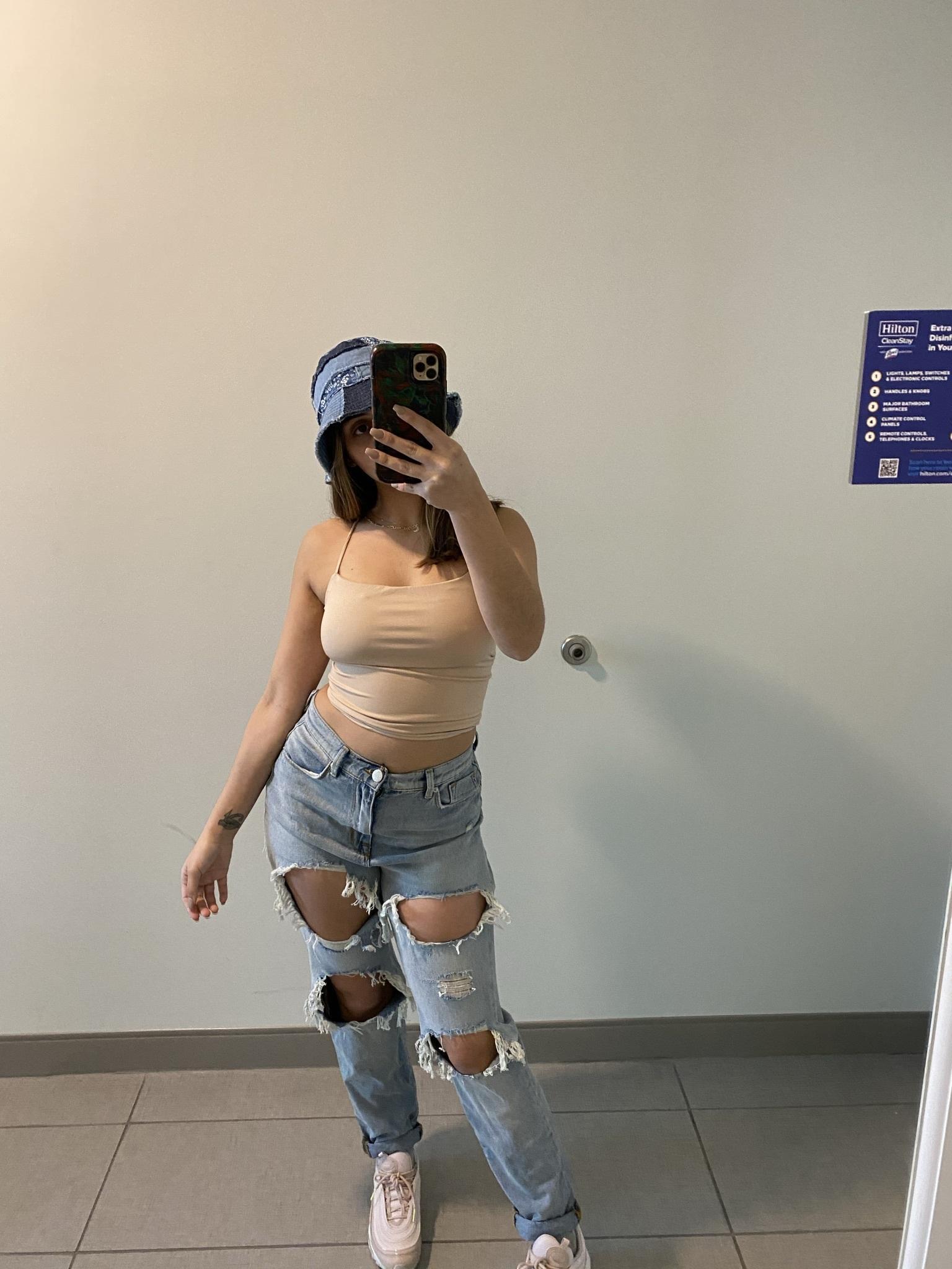 hazeniah profile image