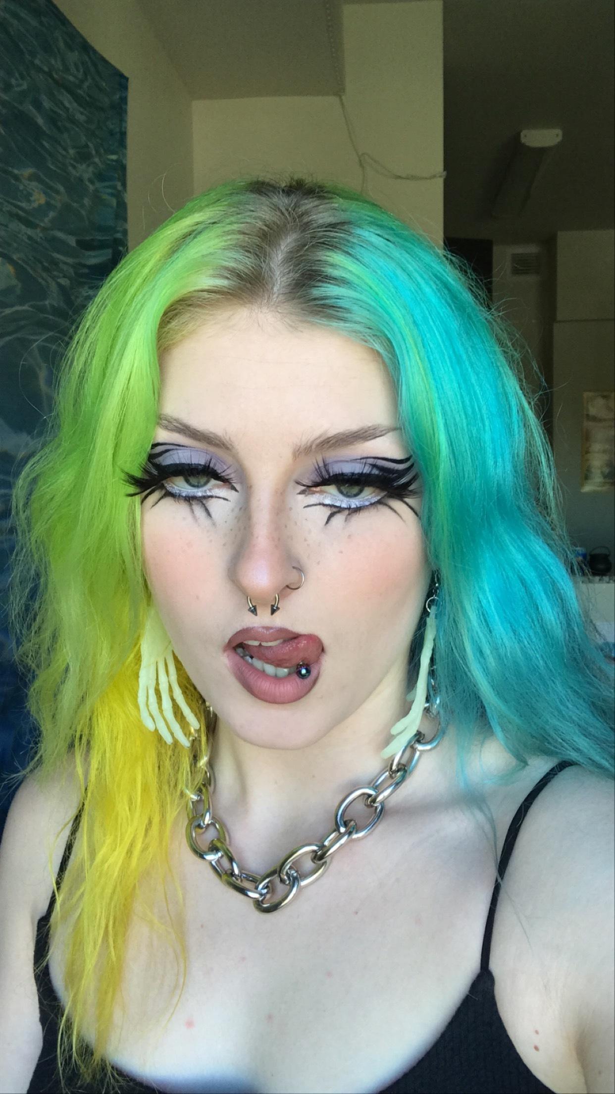 wren tabitch profile image