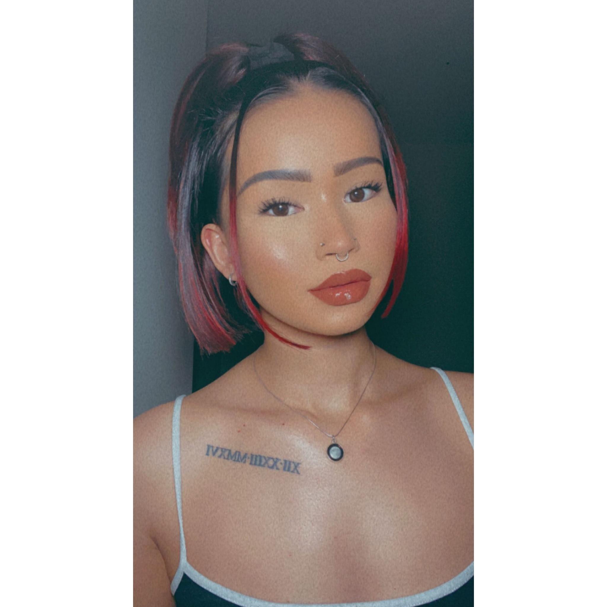 Kim 🖤💋 profile image