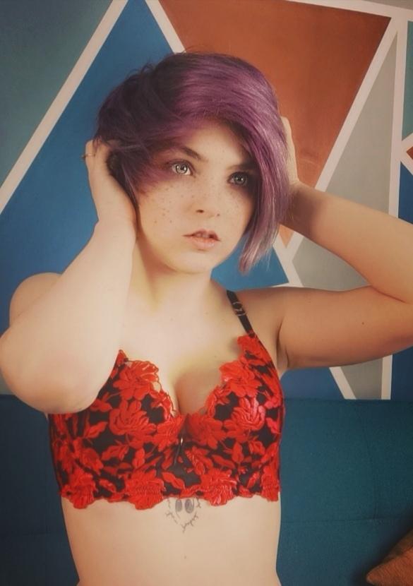 JadeLewds profile image